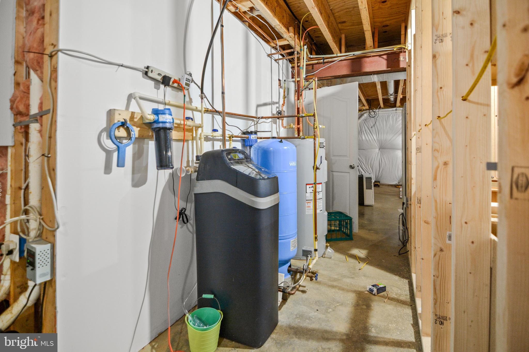 ROUSBY HALL WOODS - Residential