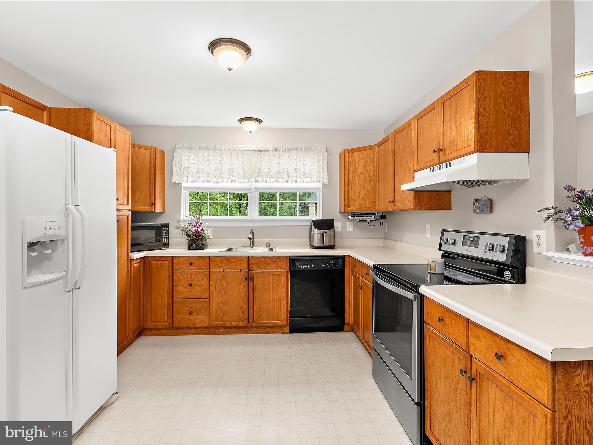 PASADENA PINES - Residential