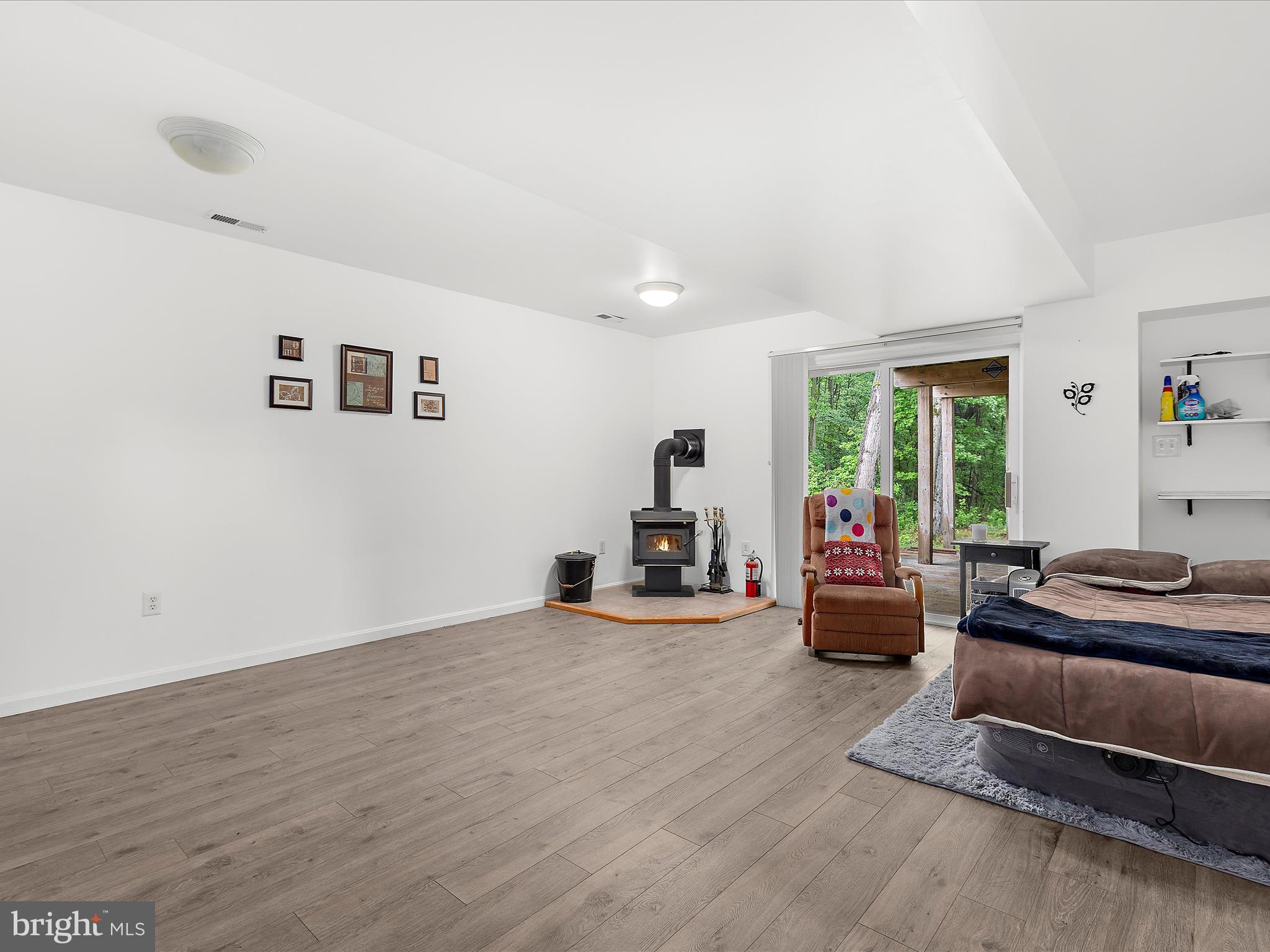 PASADENA PINES - Residential