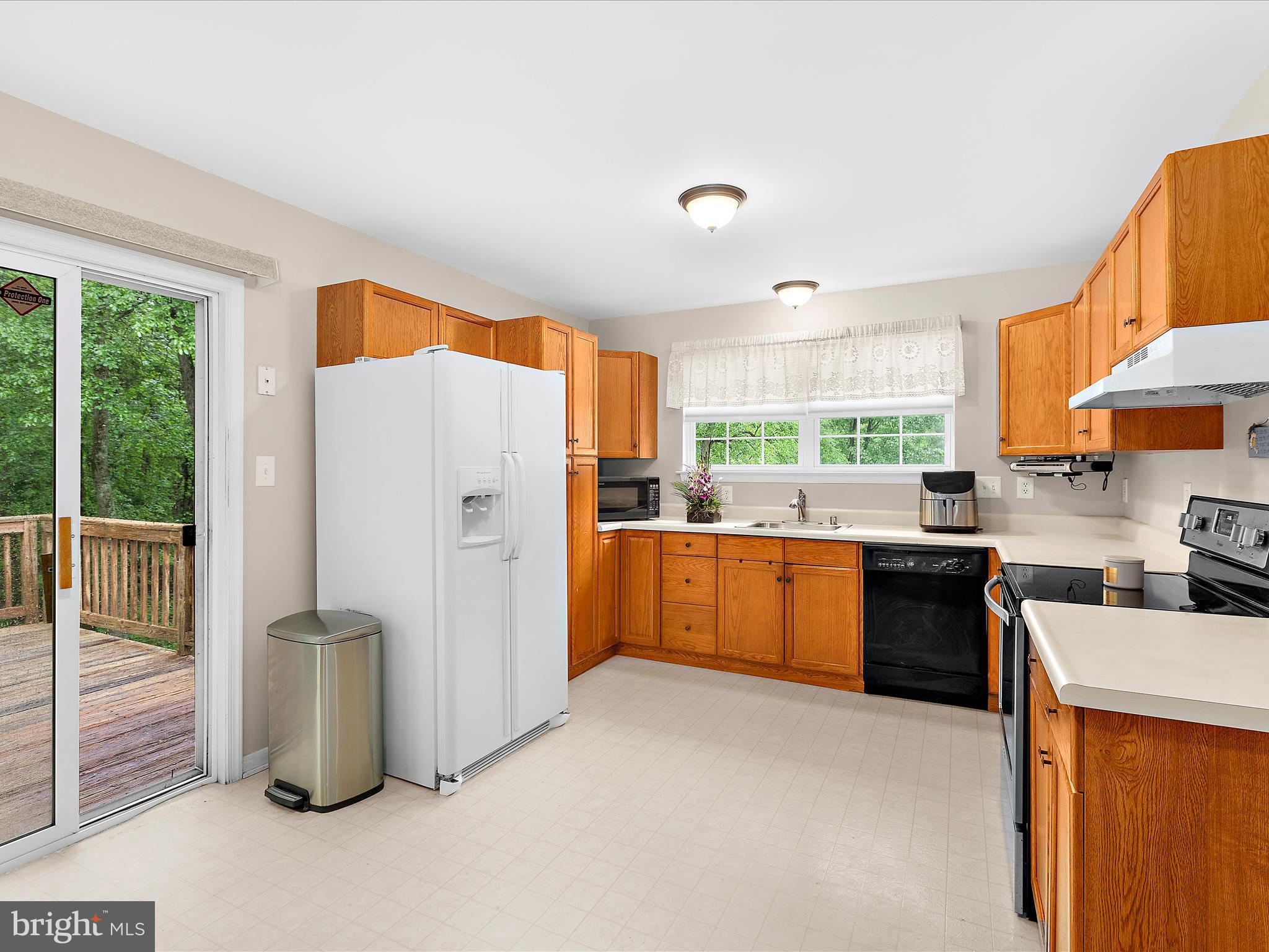 PASADENA PINES - Residential