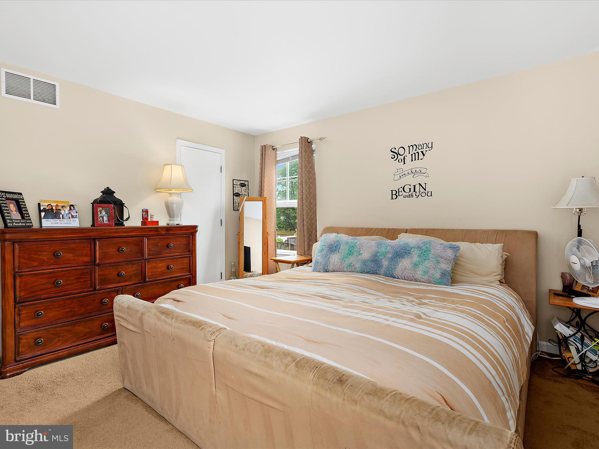 PASADENA PINES - Residential