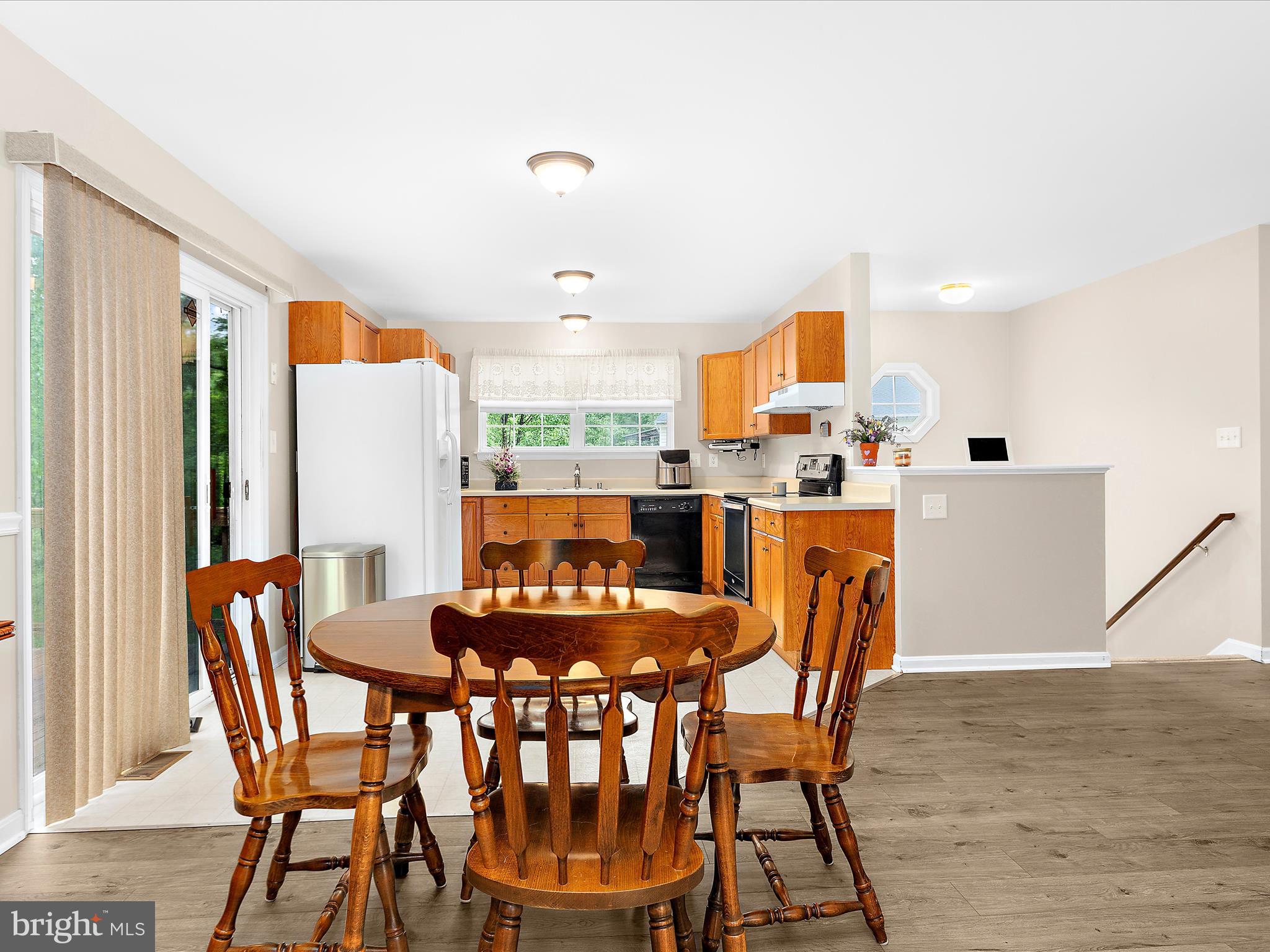 PASADENA PINES - Residential