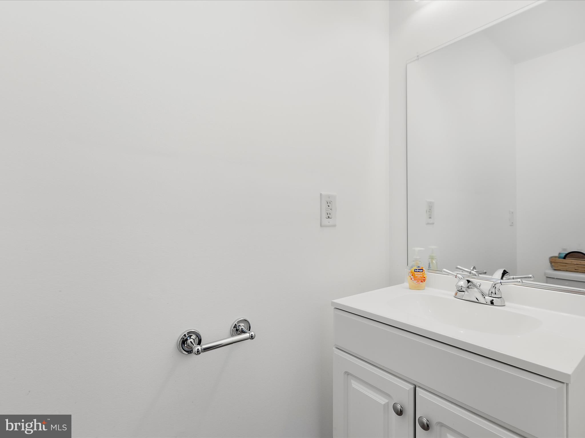 PASADENA PINES - Residential