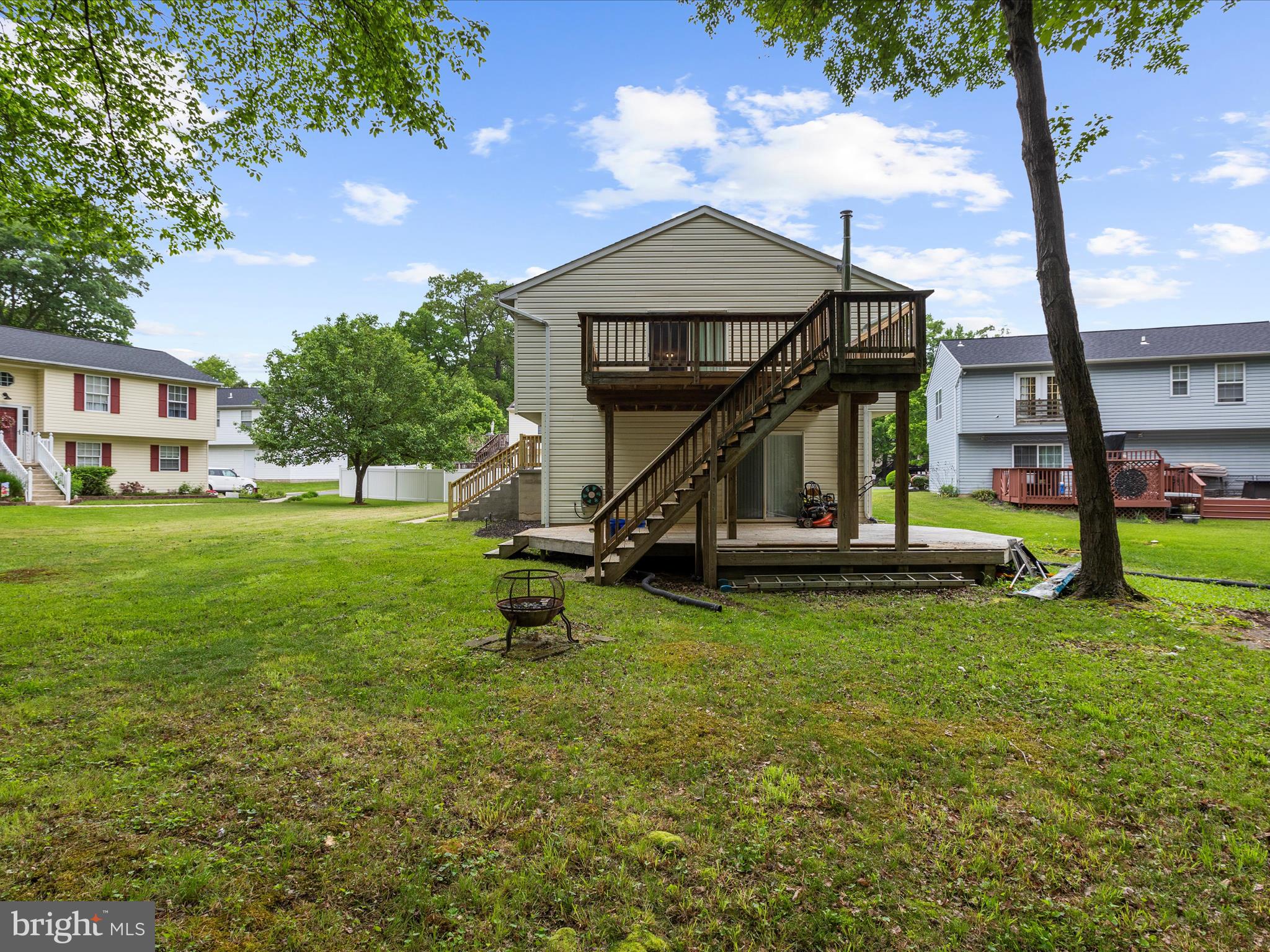 PASADENA PINES - Residential