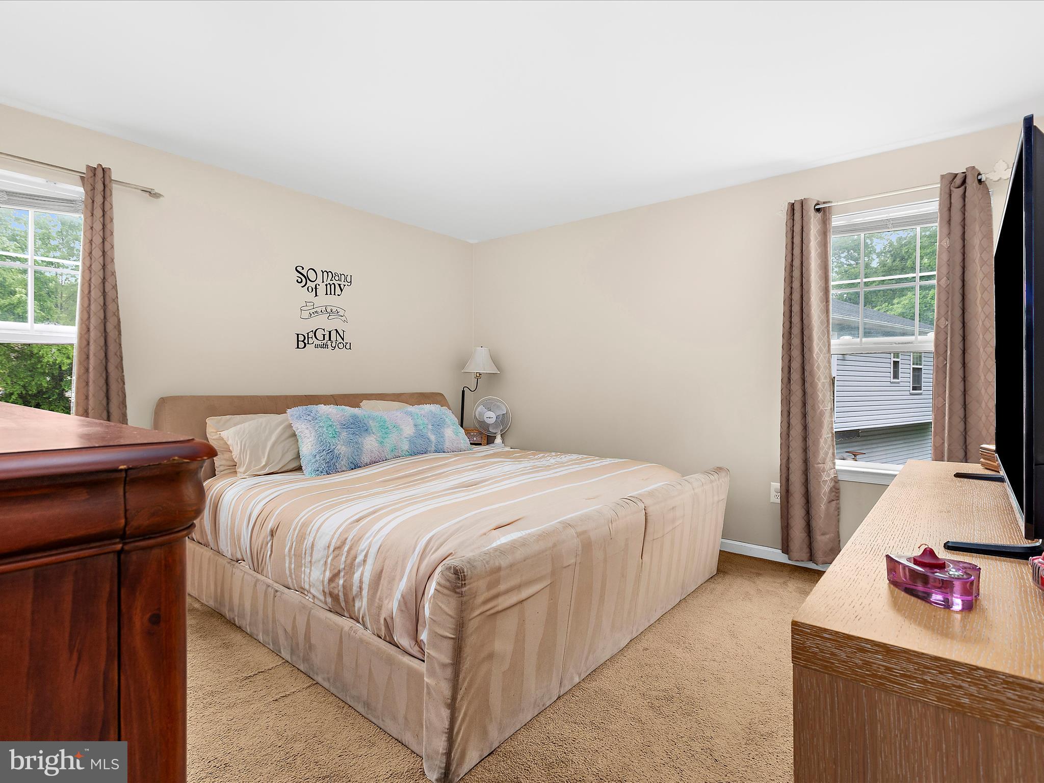 PASADENA PINES - Residential