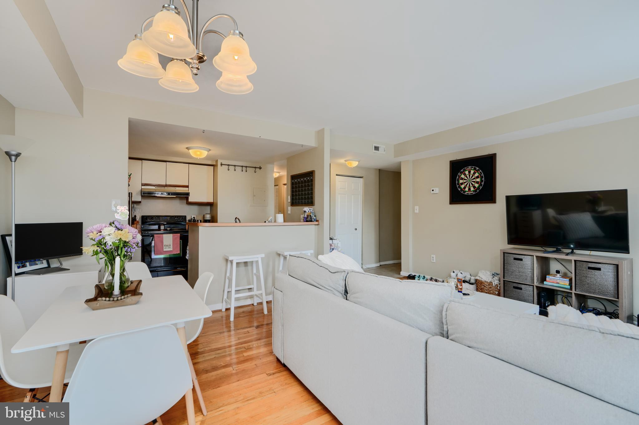 FEDERAL HILL HISTORIC DISTRICT - Residential Lease