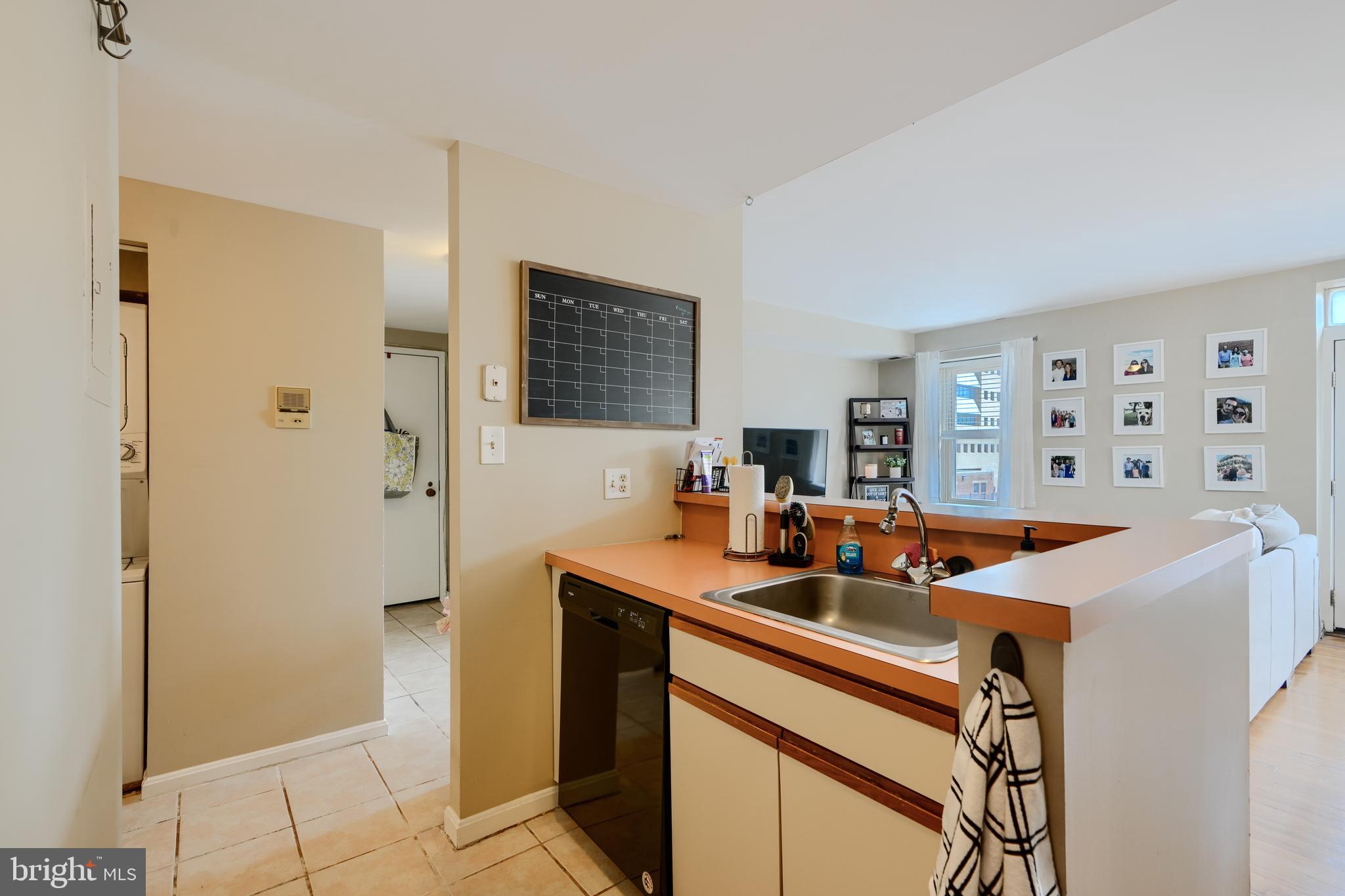 FEDERAL HILL HISTORIC DISTRICT - Residential Lease