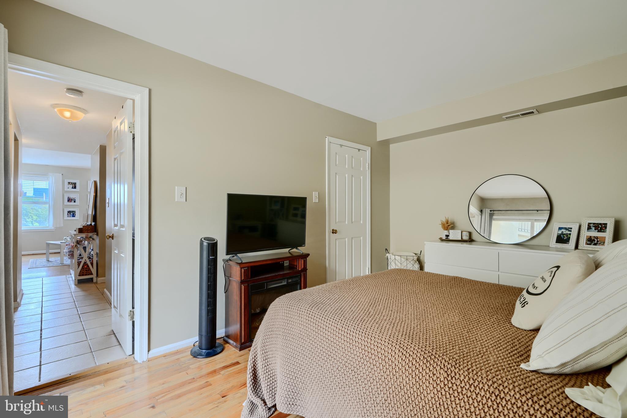 FEDERAL HILL HISTORIC DISTRICT - Residential Lease