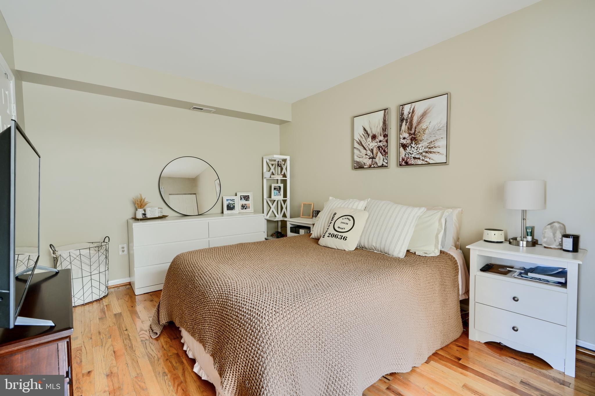 FEDERAL HILL HISTORIC DISTRICT - Residential Lease