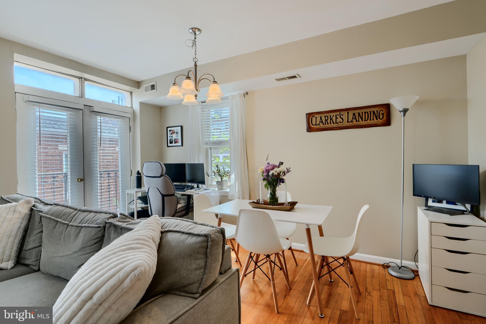 FEDERAL HILL HISTORIC DISTRICT - Residential Lease