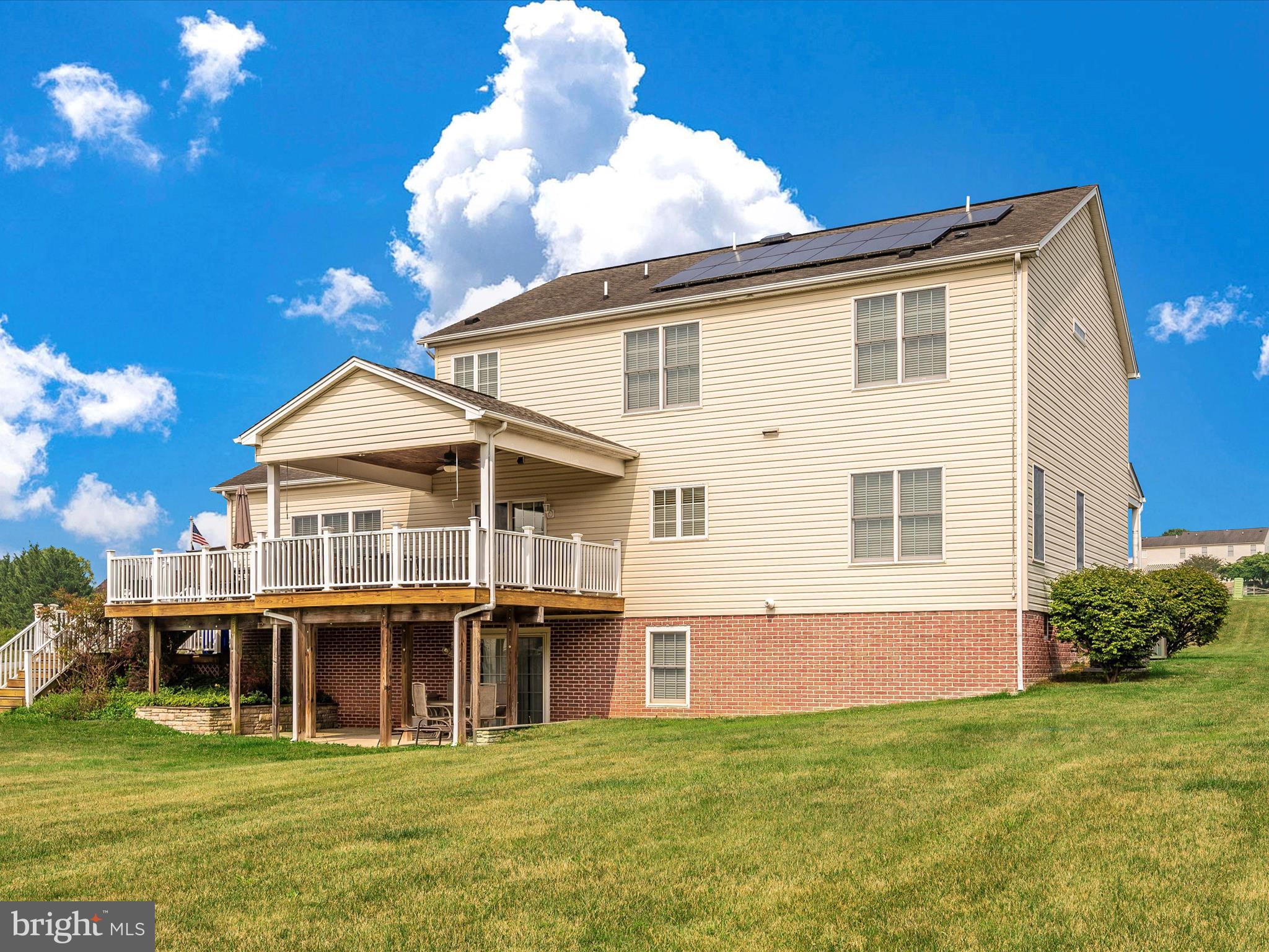 WEST OAK FIELDS - Residential