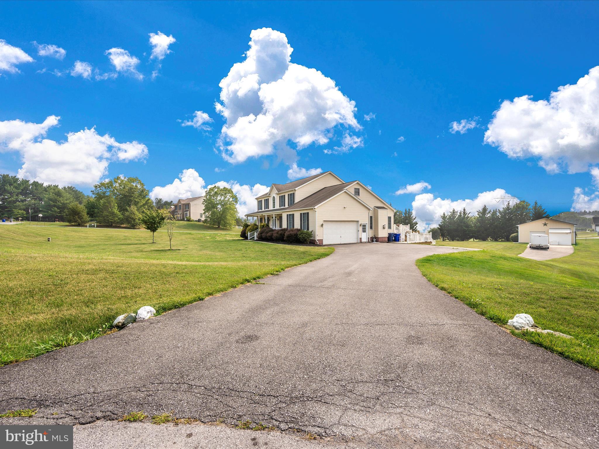 WEST OAK FIELDS - Residential