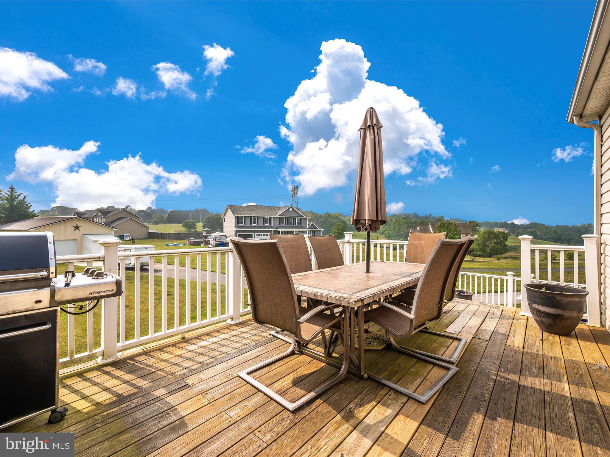 WEST OAK FIELDS - Residential