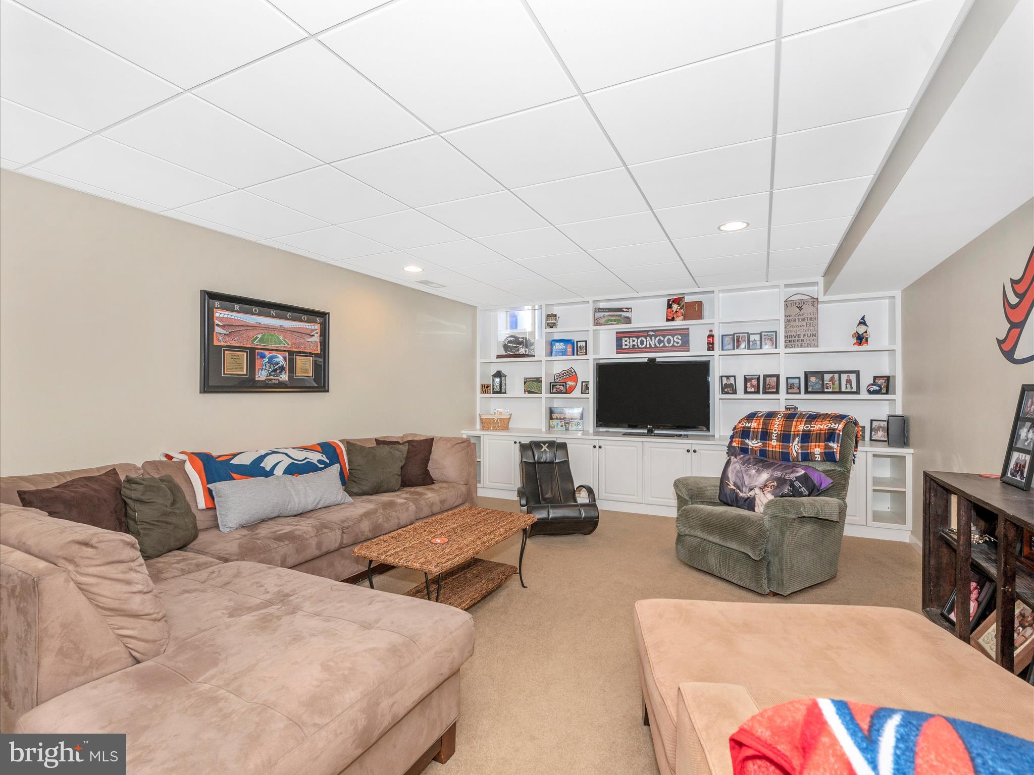 WEST OAK FIELDS - Residential