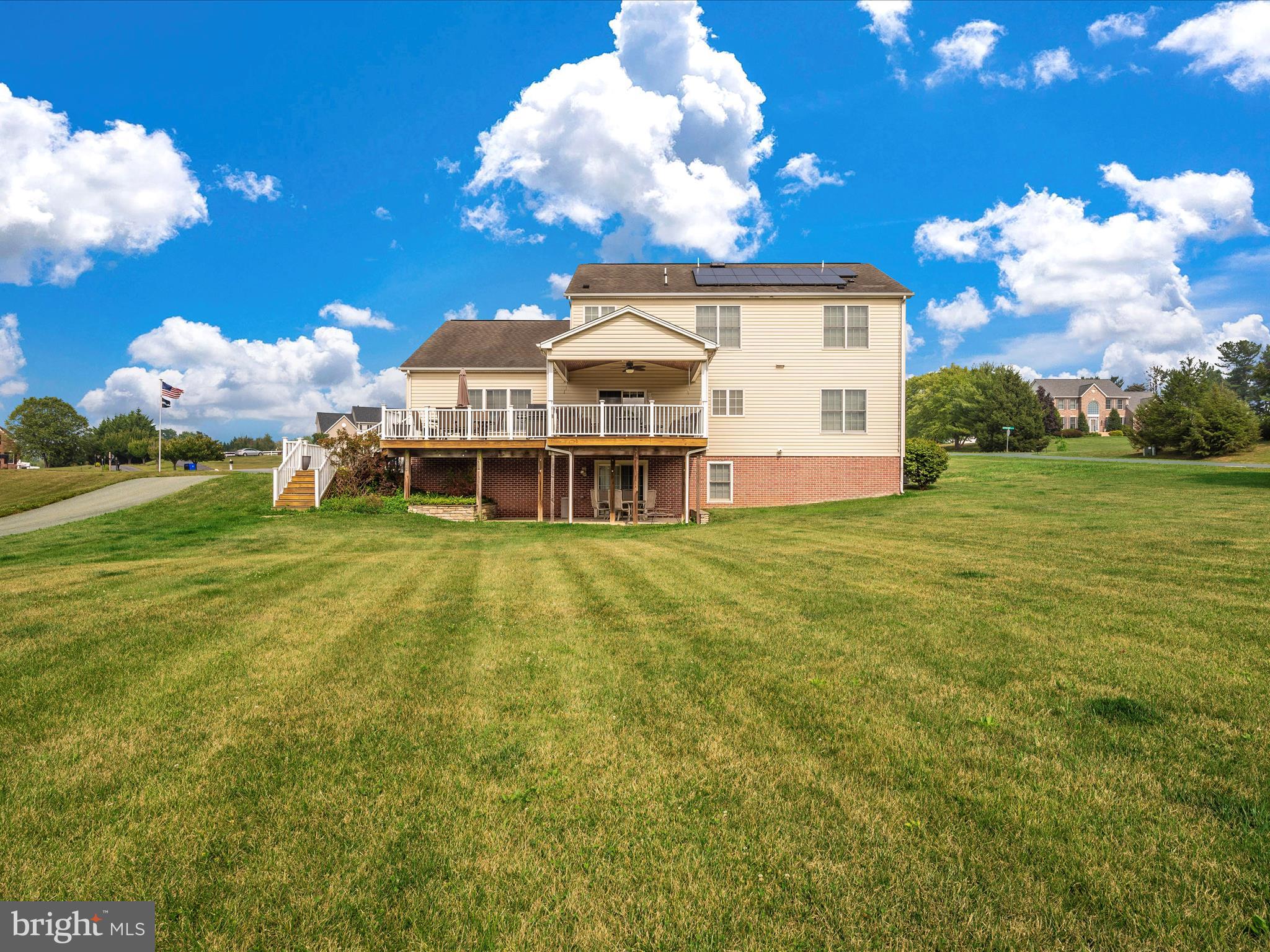 WEST OAK FIELDS - Residential