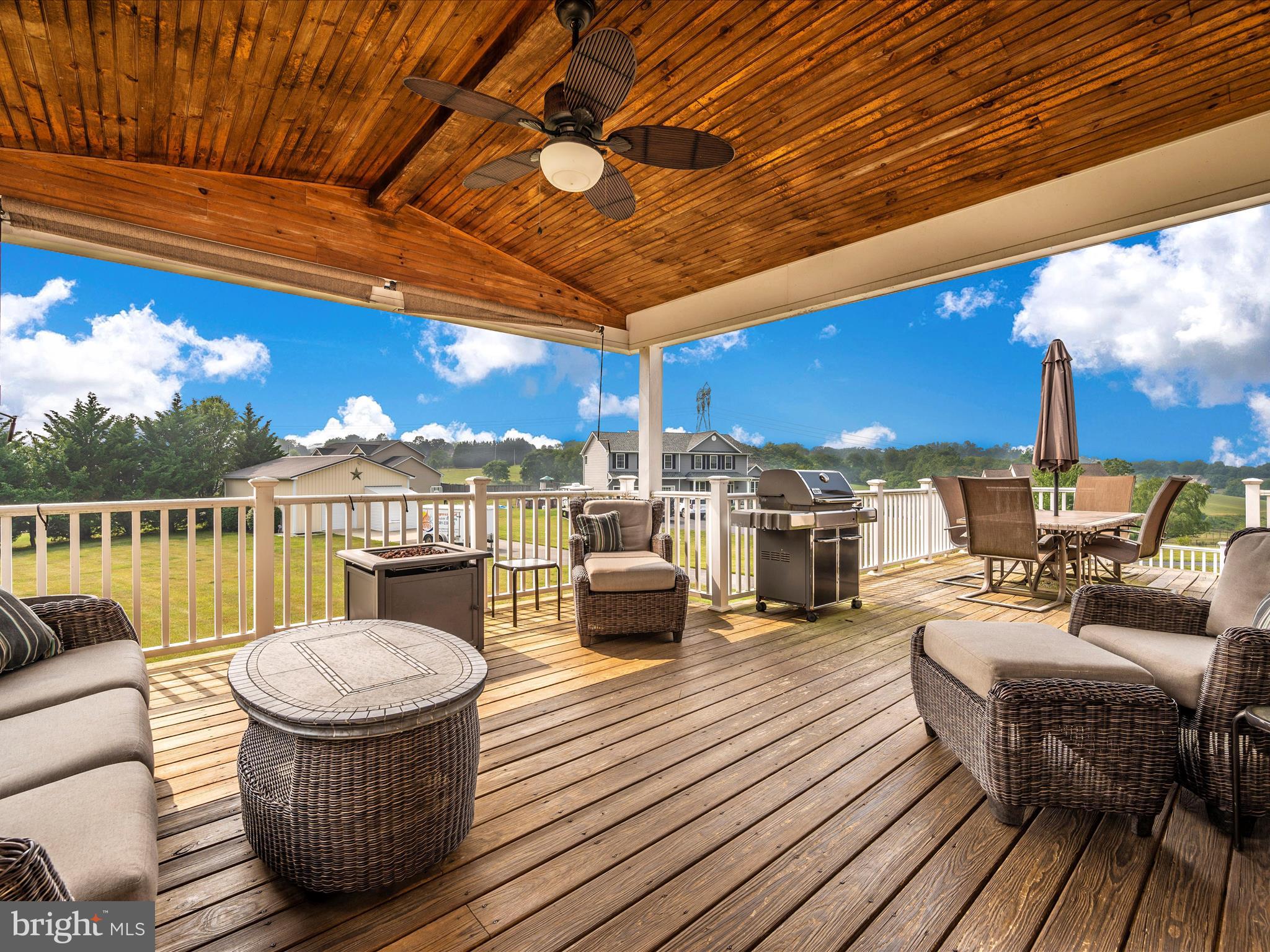 WEST OAK FIELDS - Residential