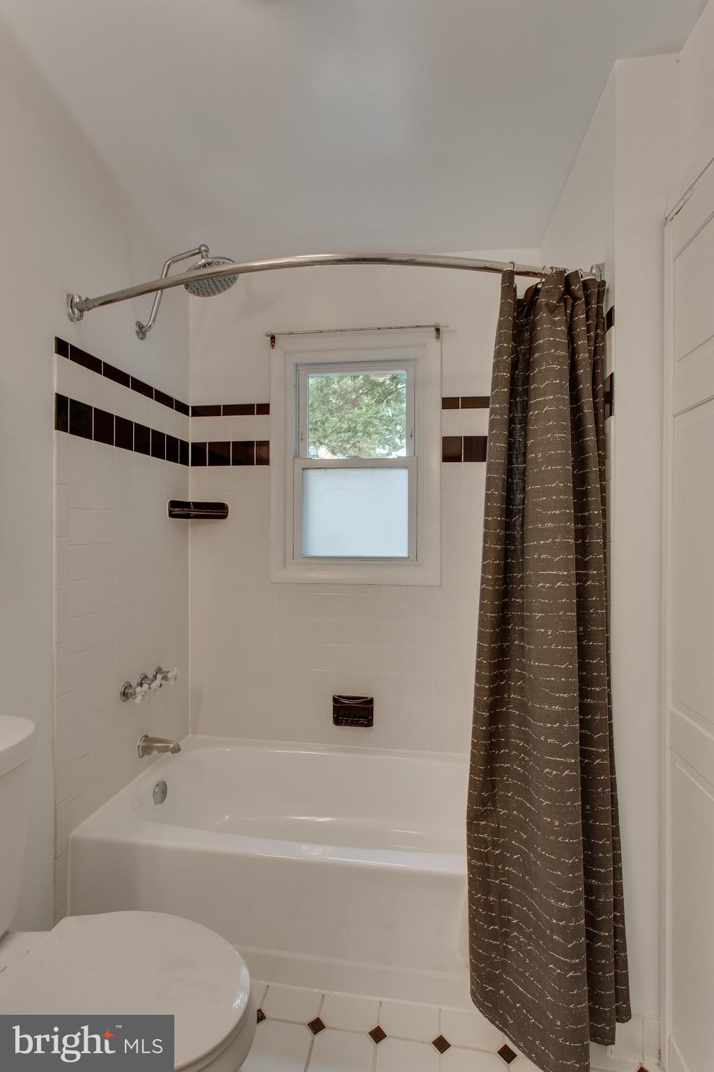 COLUMBIA FOREST - Residential