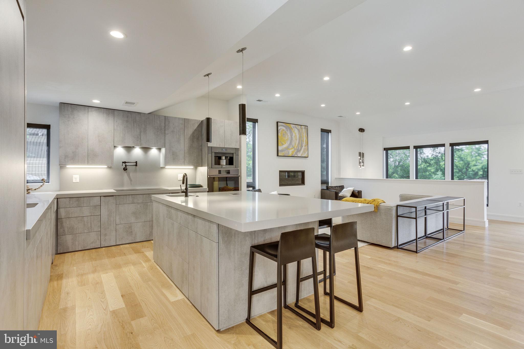 BETHESDA OUTSIDE - Residential