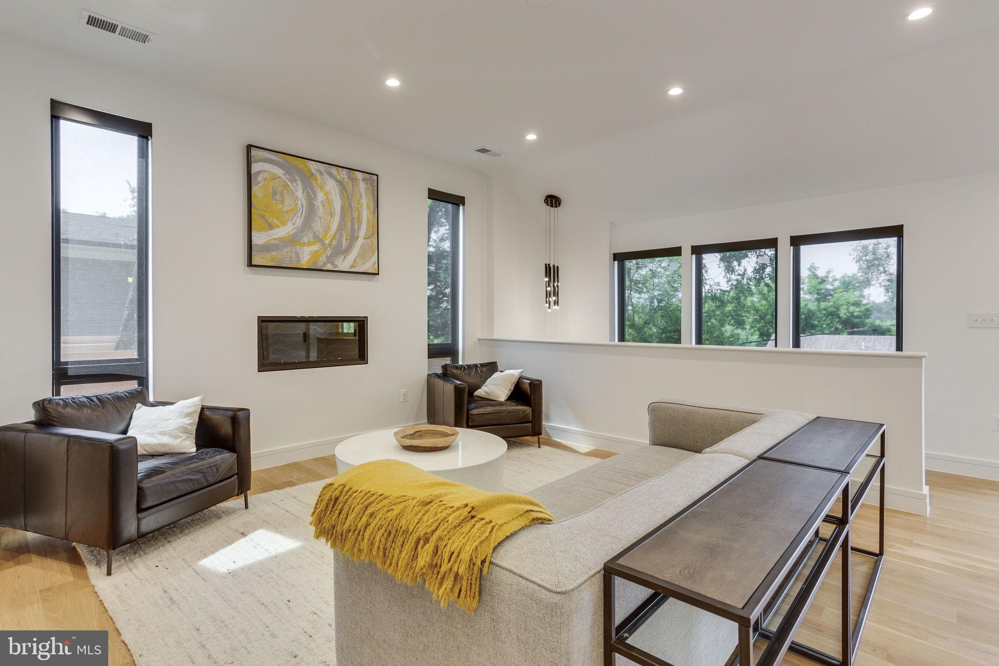 BETHESDA OUTSIDE - Residential