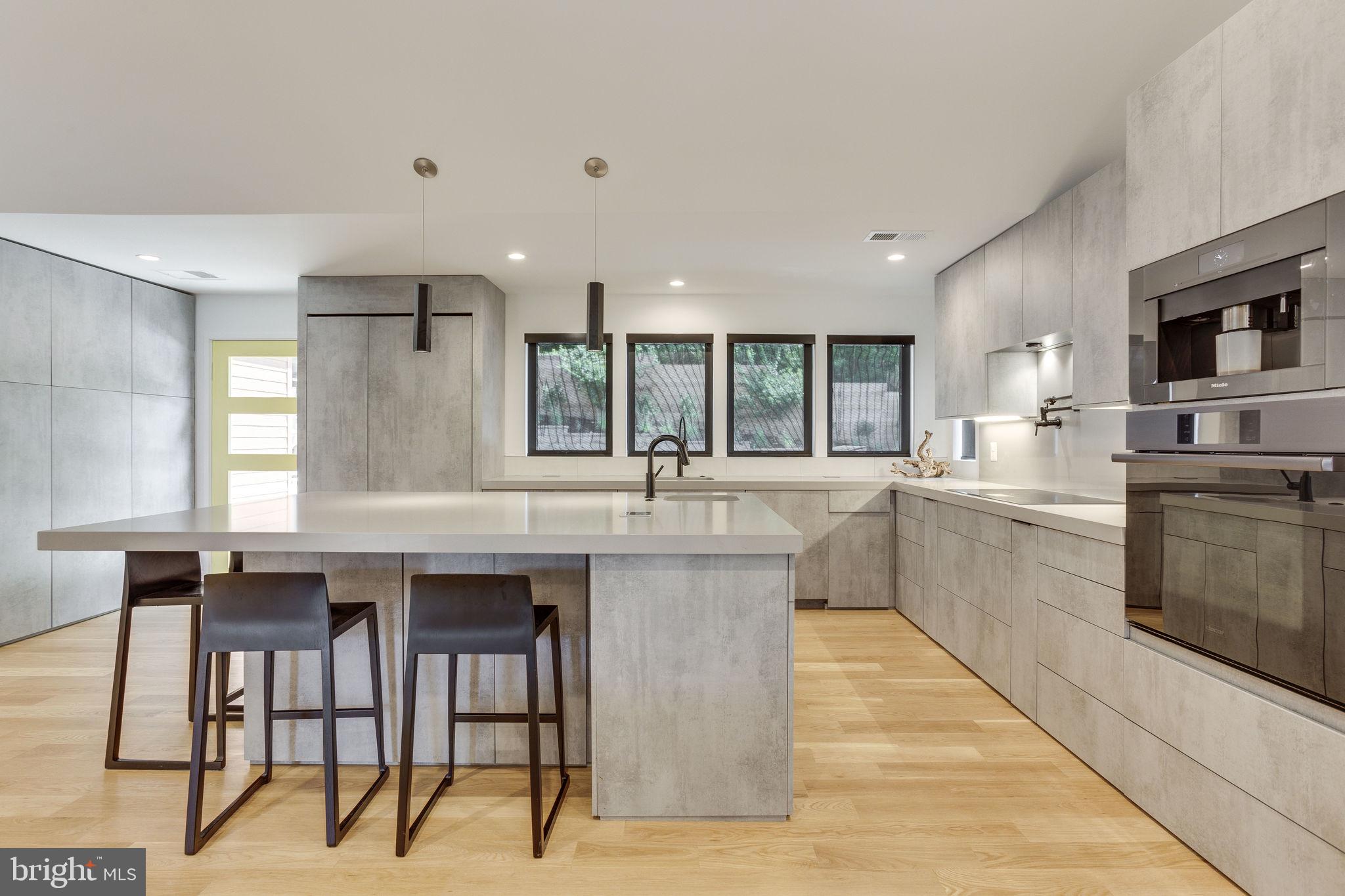 BETHESDA OUTSIDE - Residential