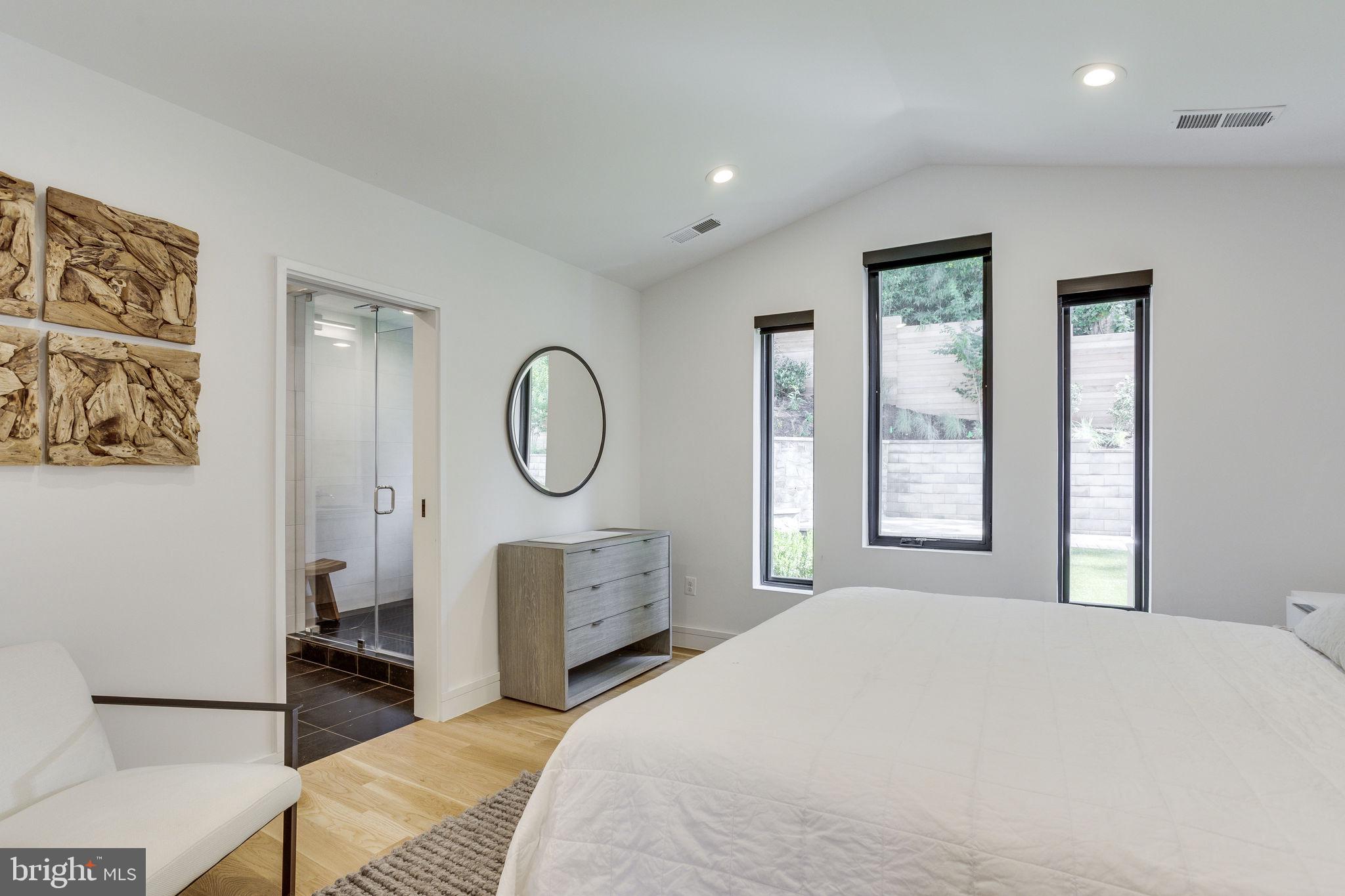 BETHESDA OUTSIDE - Residential