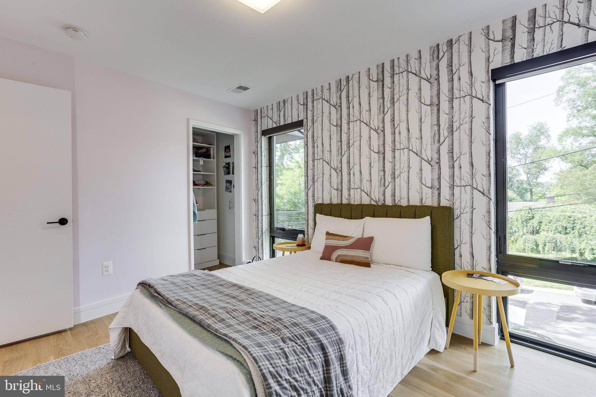 BETHESDA OUTSIDE - Residential