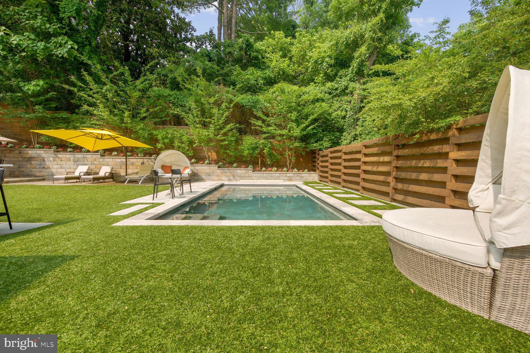 BETHESDA OUTSIDE - Residential