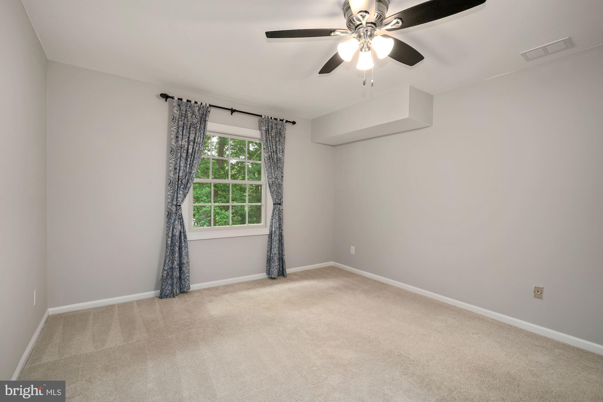 CARDINAL FOREST - Residential Lease