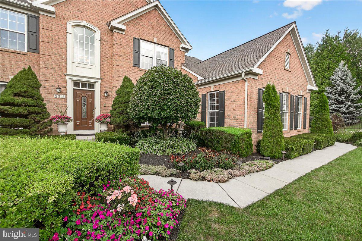 2241 CHEROKEE DRIVE