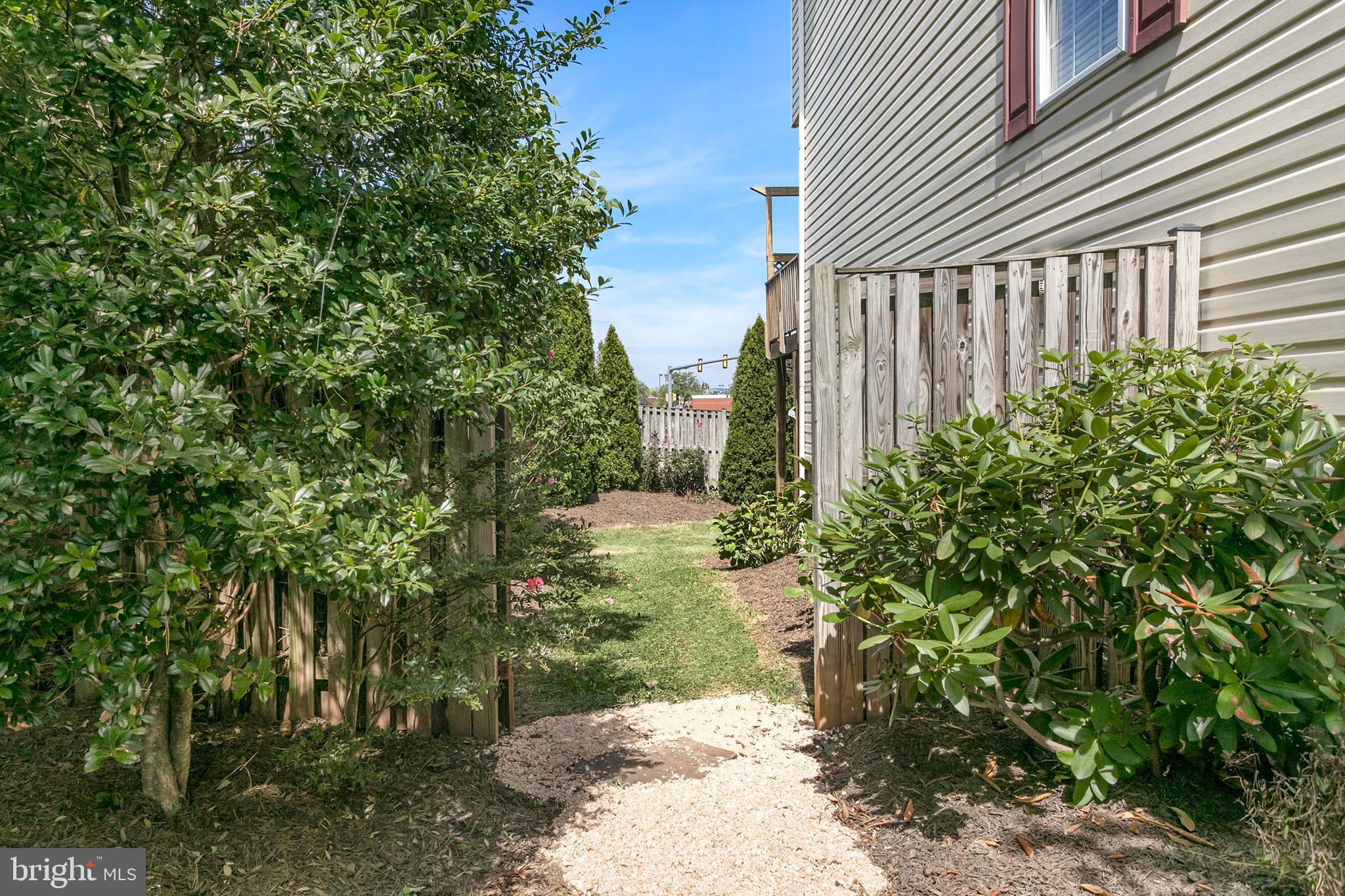 ASHBURN VILLAGE - Residential