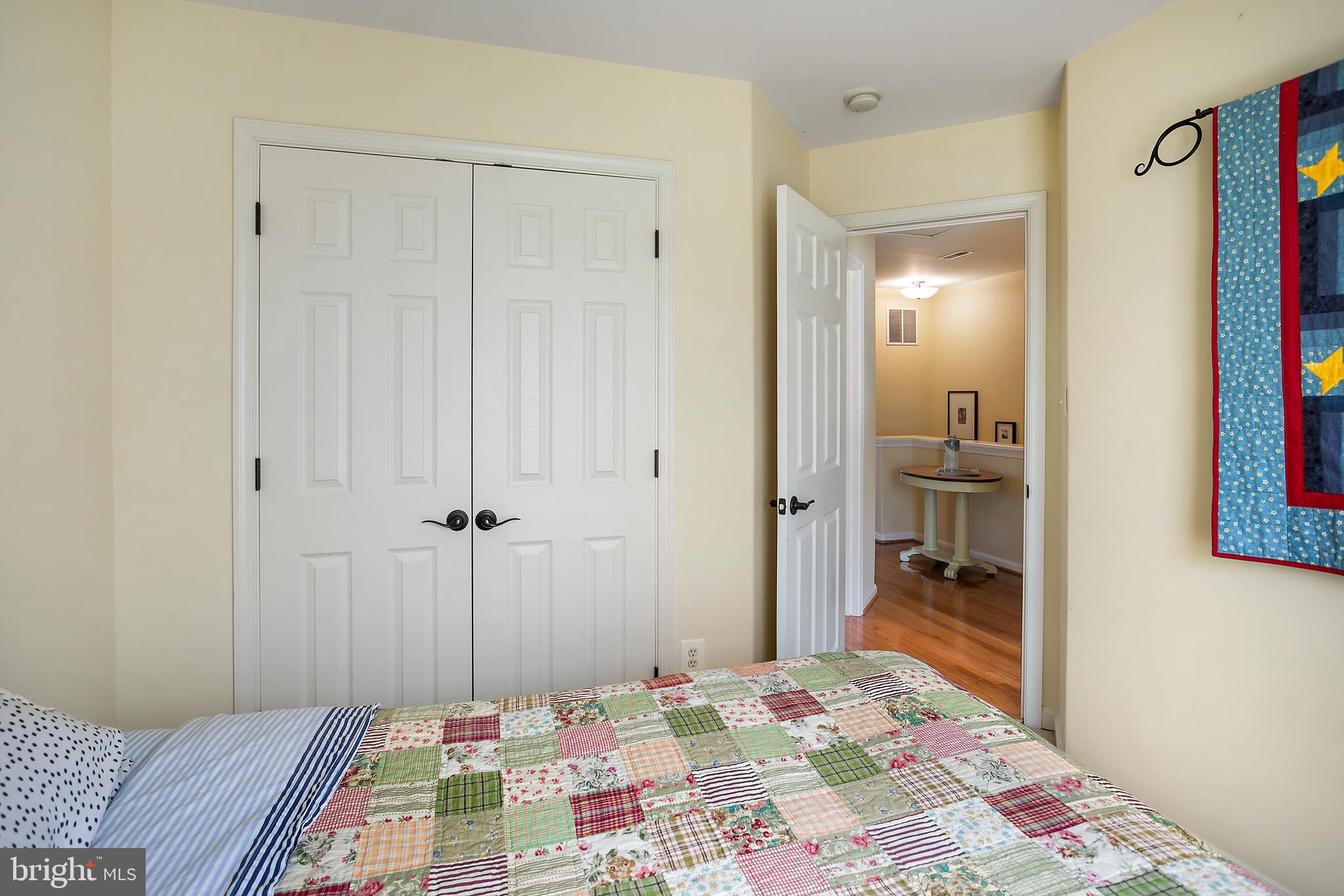 ASHBURN VILLAGE - Residential