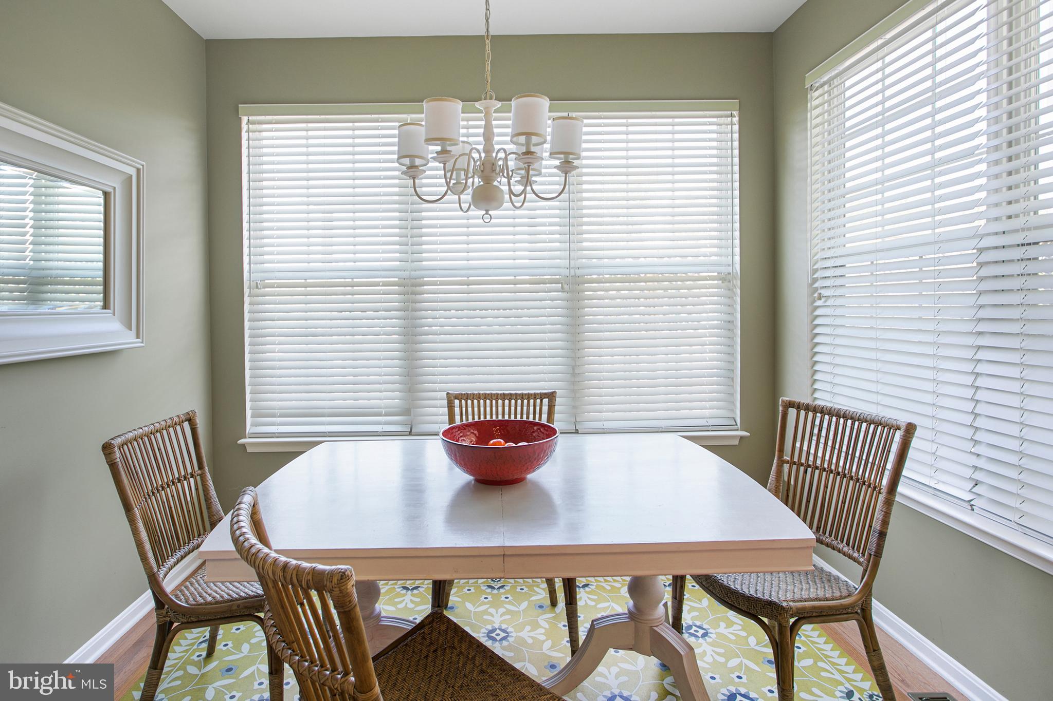 ASHBURN VILLAGE - Residential