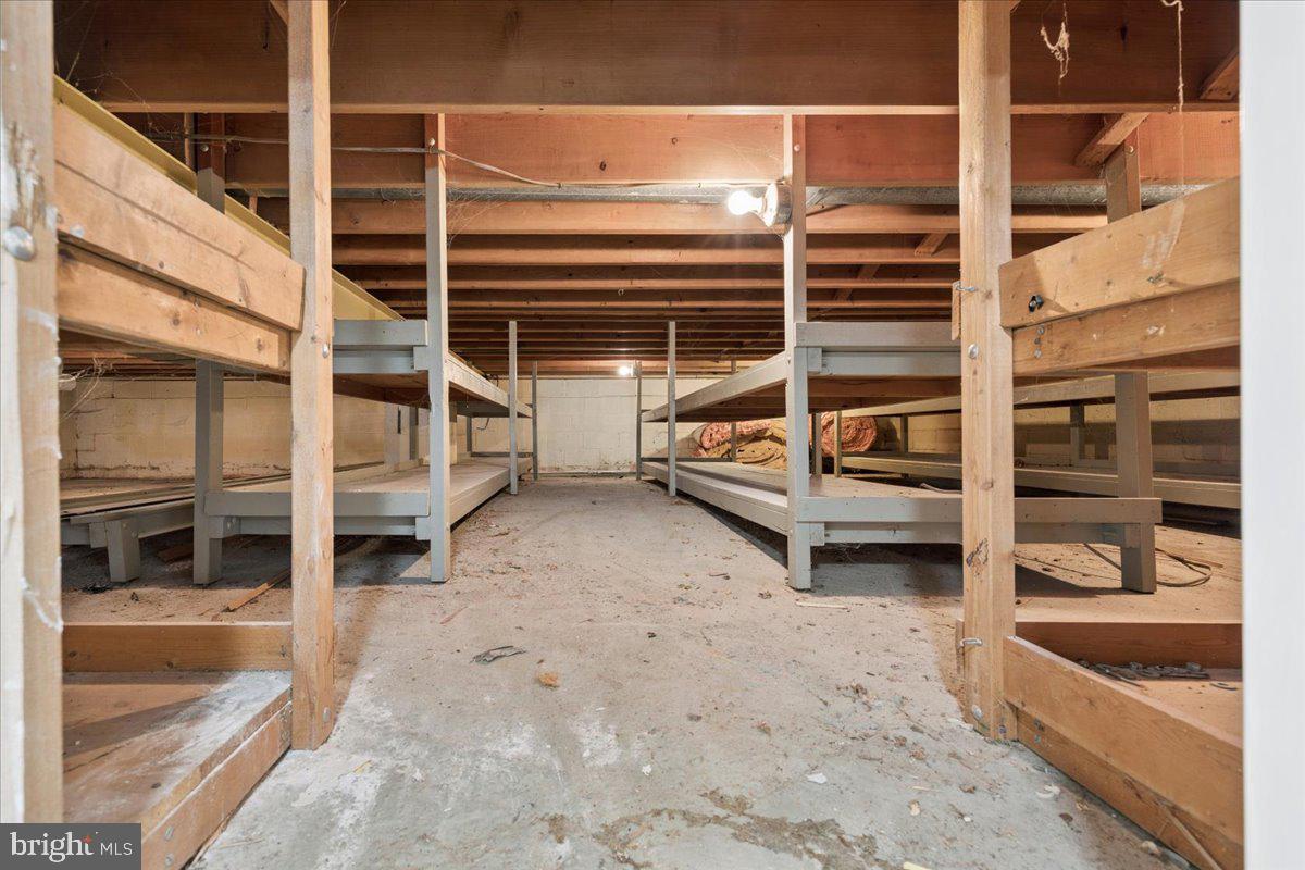 BRYANT WOODS - Residential