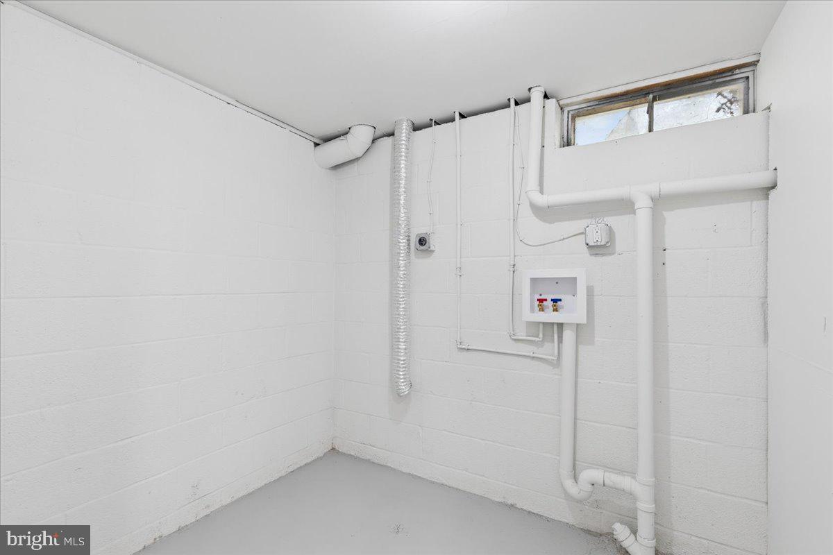 BRYANT WOODS - Residential