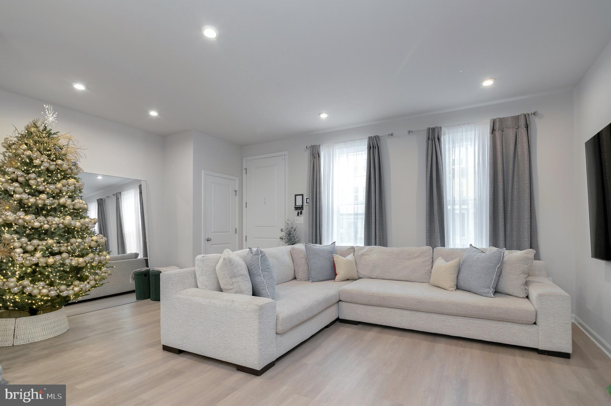 18245 SUMMIT POINTE DRIVE