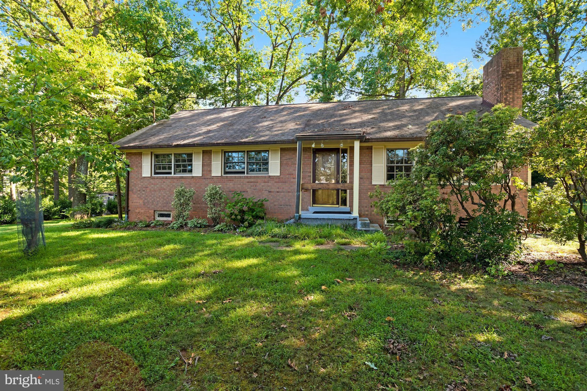 6621 Haycock Road, Falls Church, VA 22043
