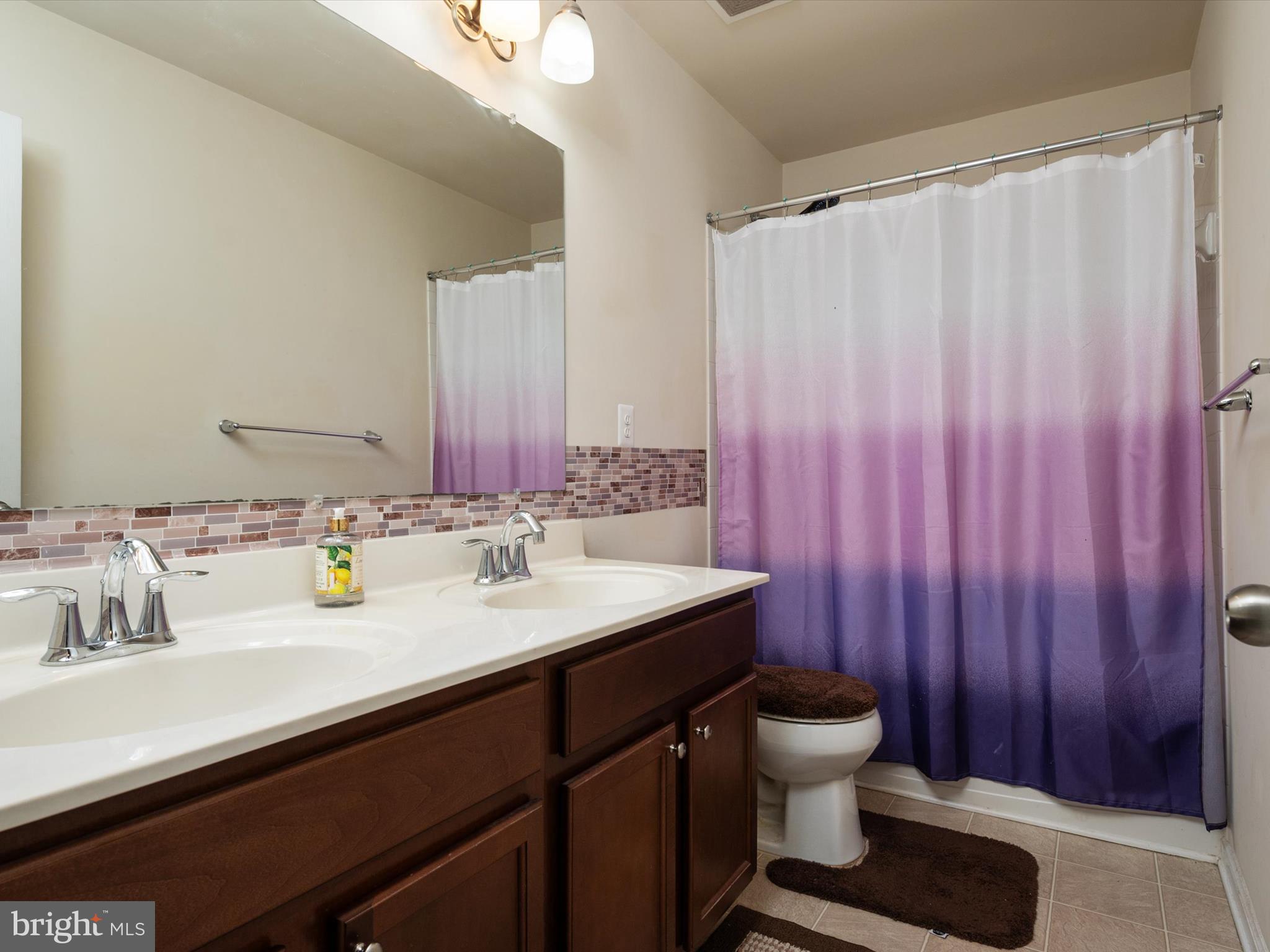 FIELDSTONE FARM - Residential