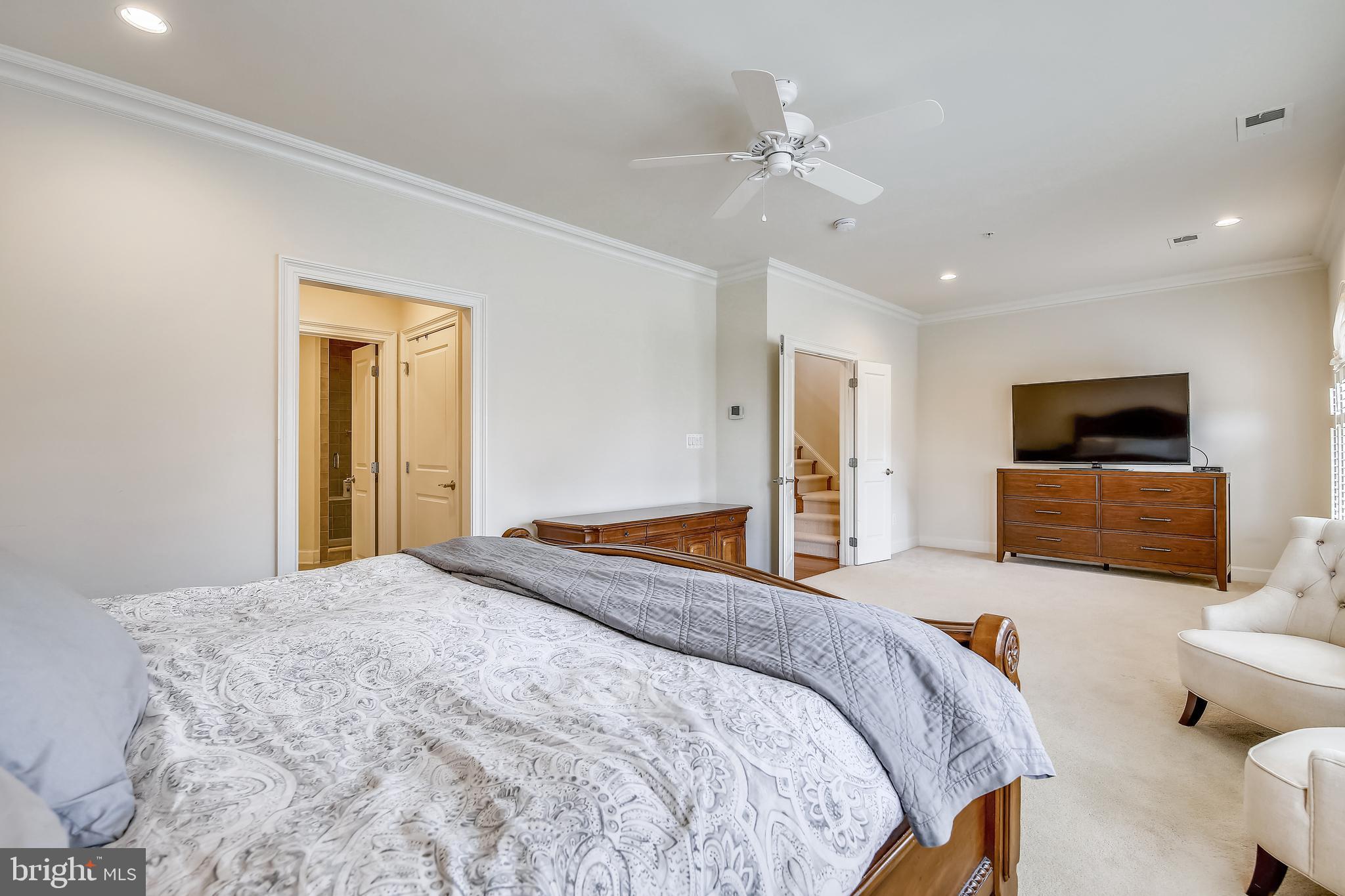 PARK POTOMAC - Residential