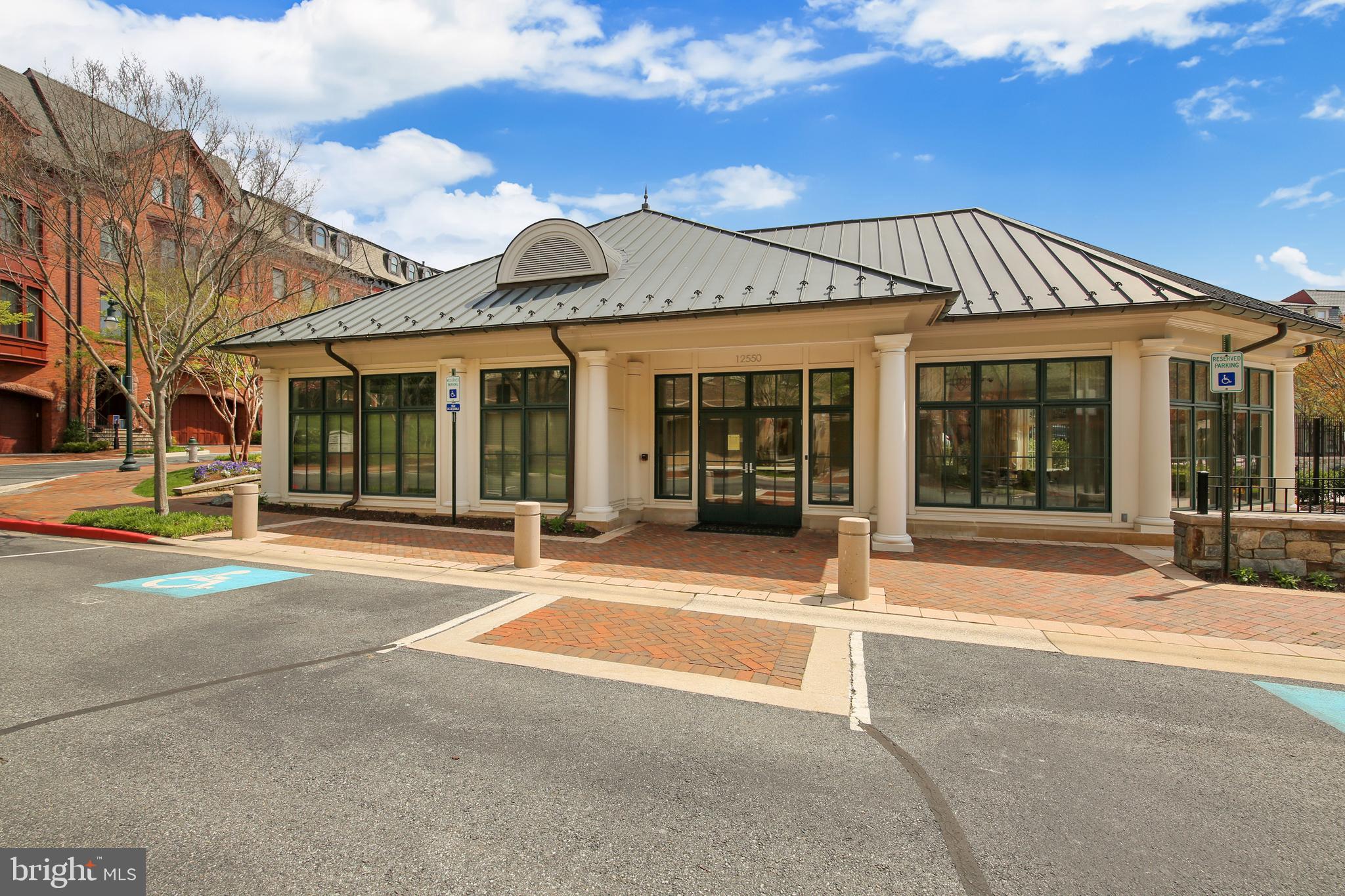 PARK POTOMAC - Residential