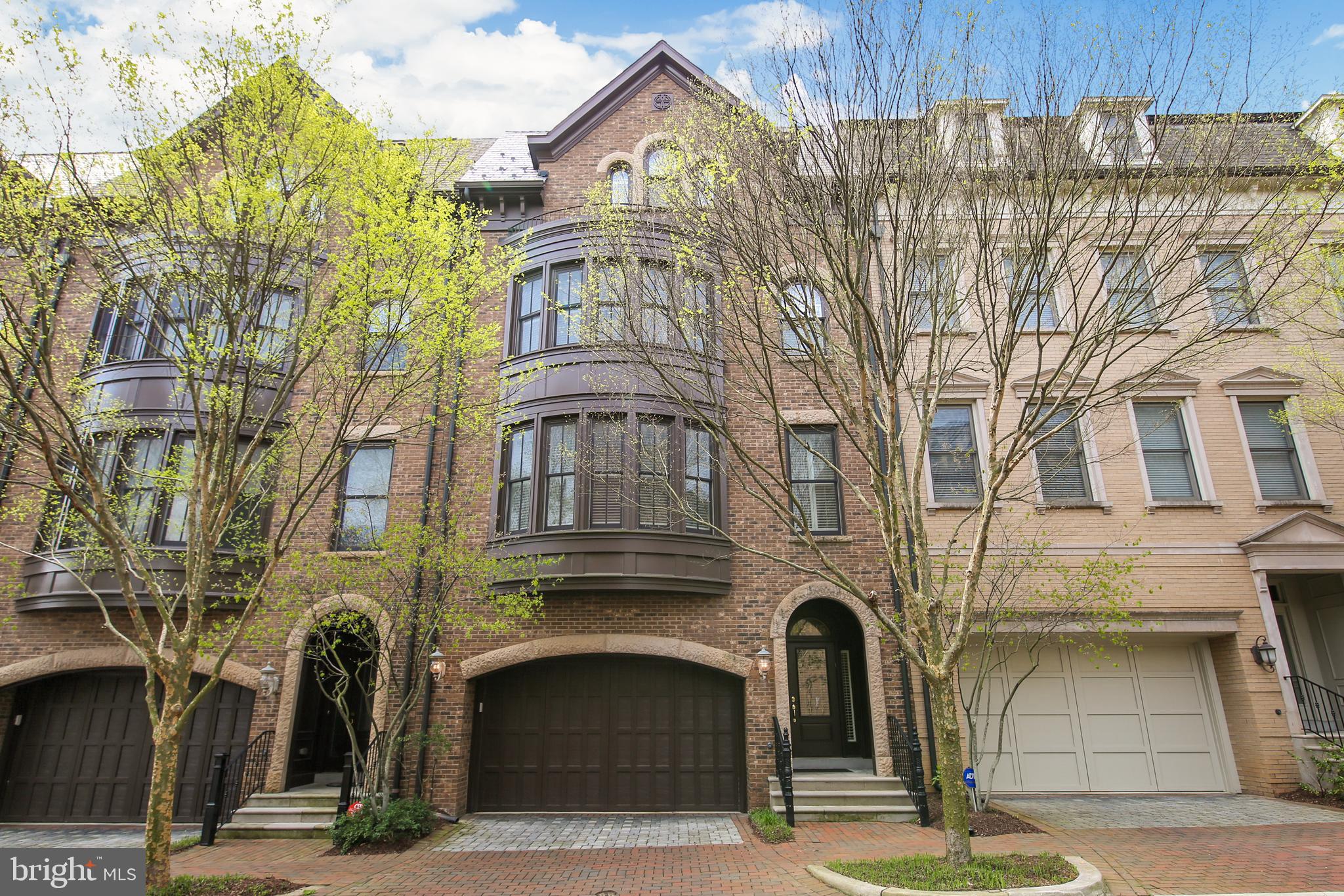 PARK POTOMAC - Residential