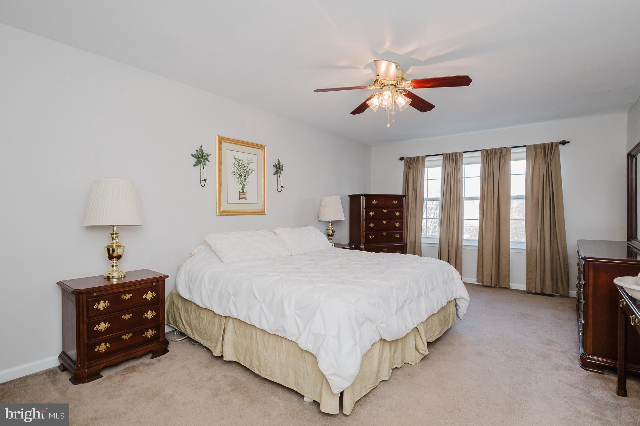 OAKDALE WOODS - Residential