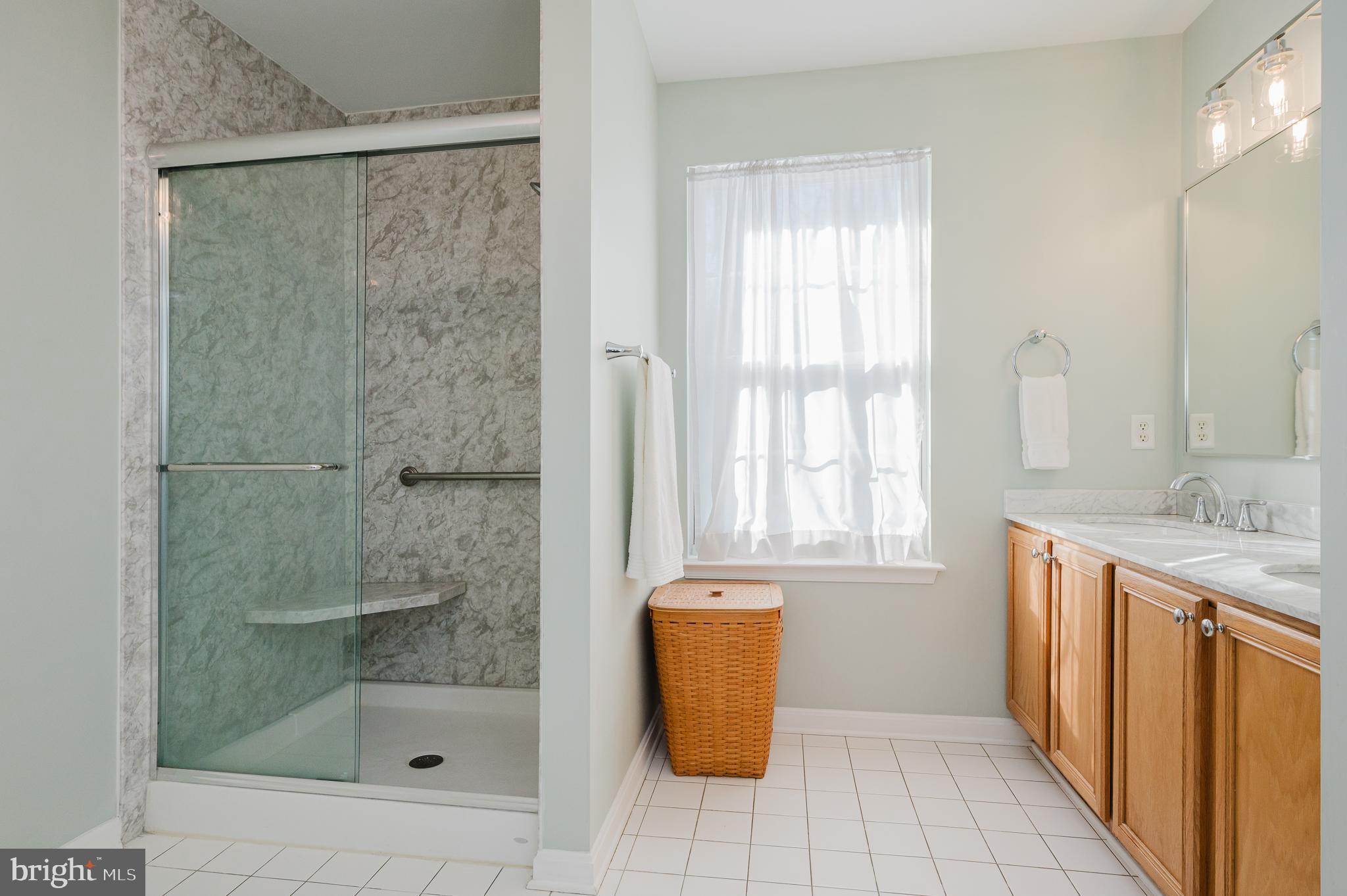 OAKDALE WOODS - Residential