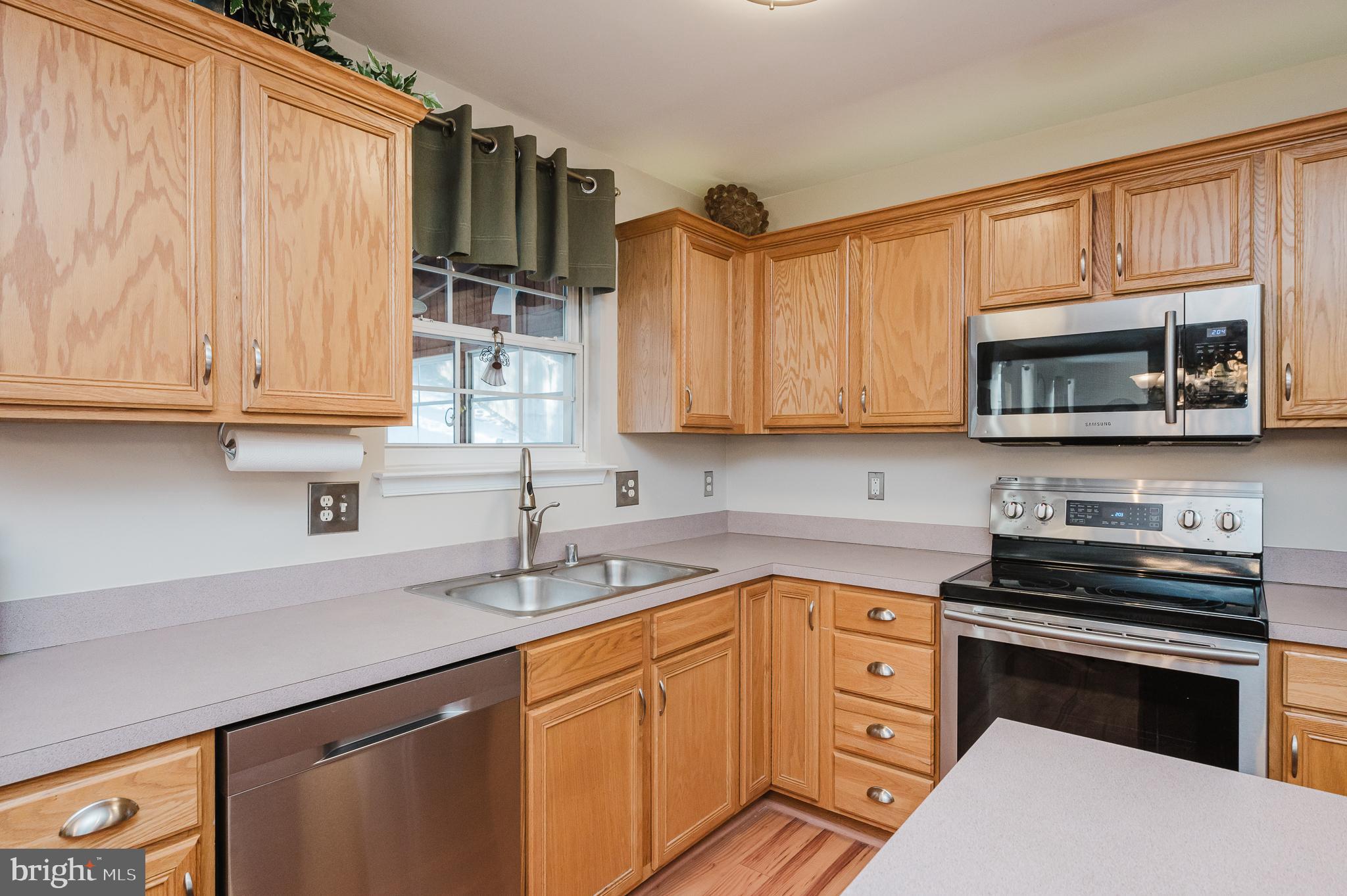 OAKDALE WOODS - Residential