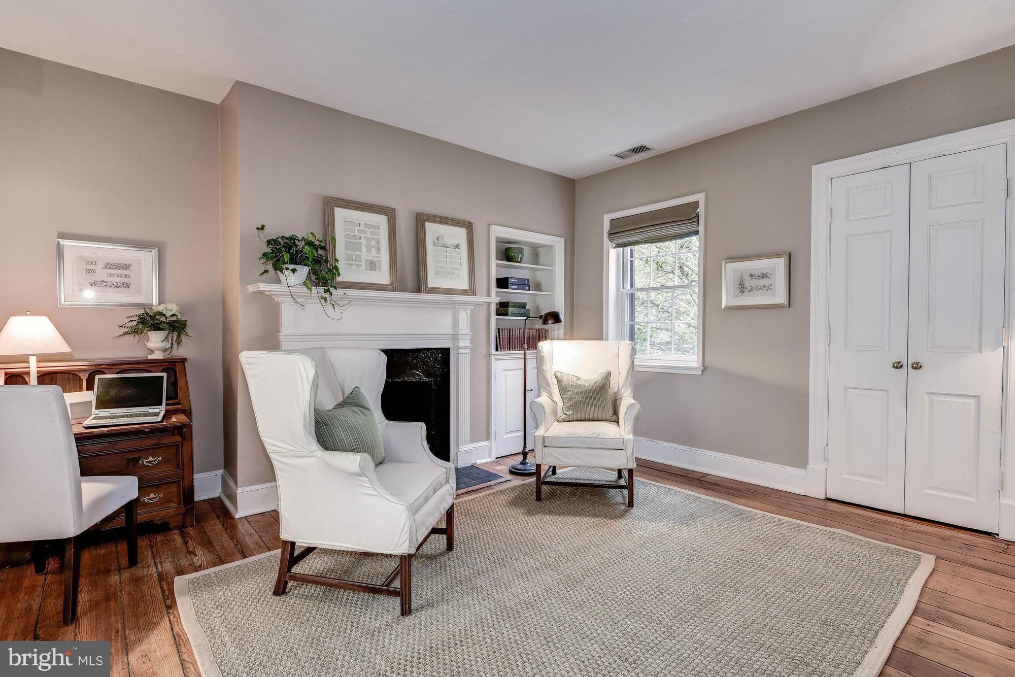 GEORGETOWN - Residential