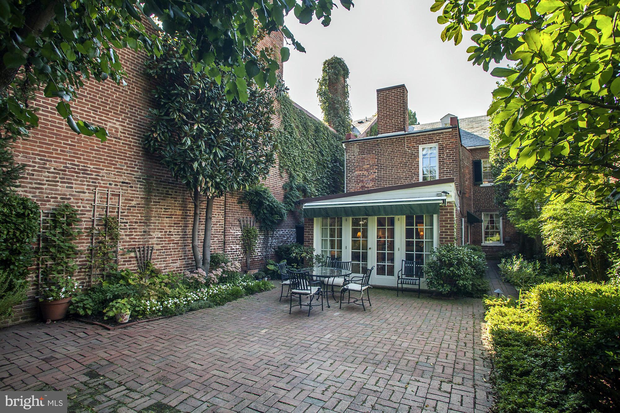 GEORGETOWN - Residential