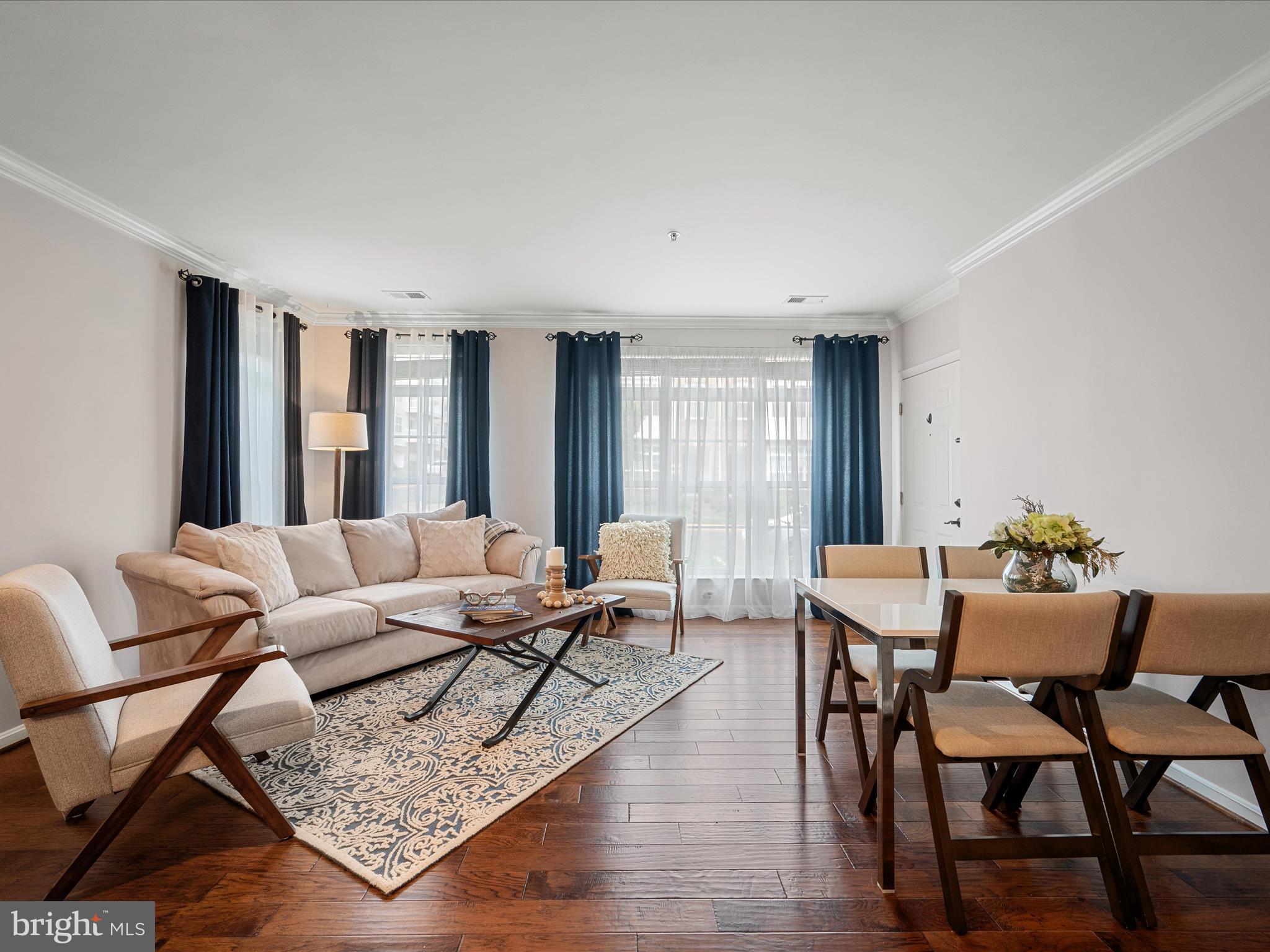 LANSDOWNE TOWN CENTER CONDOS - Residential