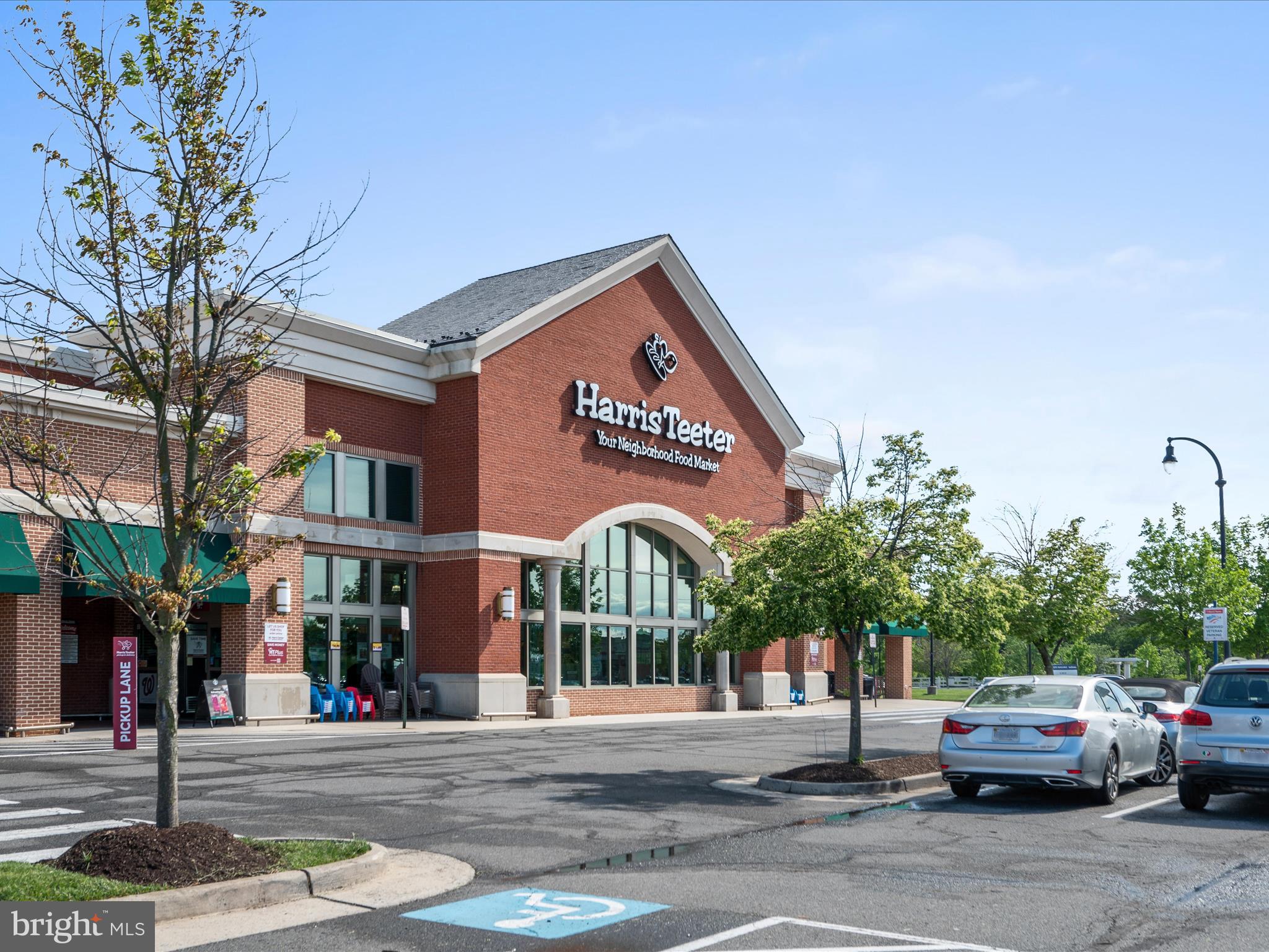 LANSDOWNE TOWN CENTER CONDOS - Residential