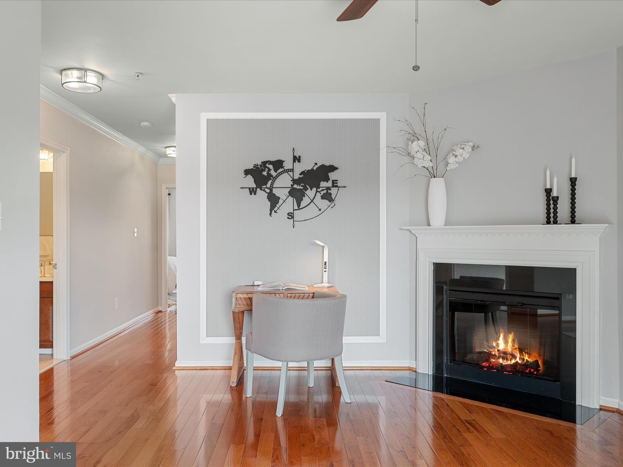 LANSDOWNE TOWN CENTER CONDOS - Residential