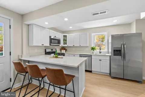 MLS: MDBA2165448