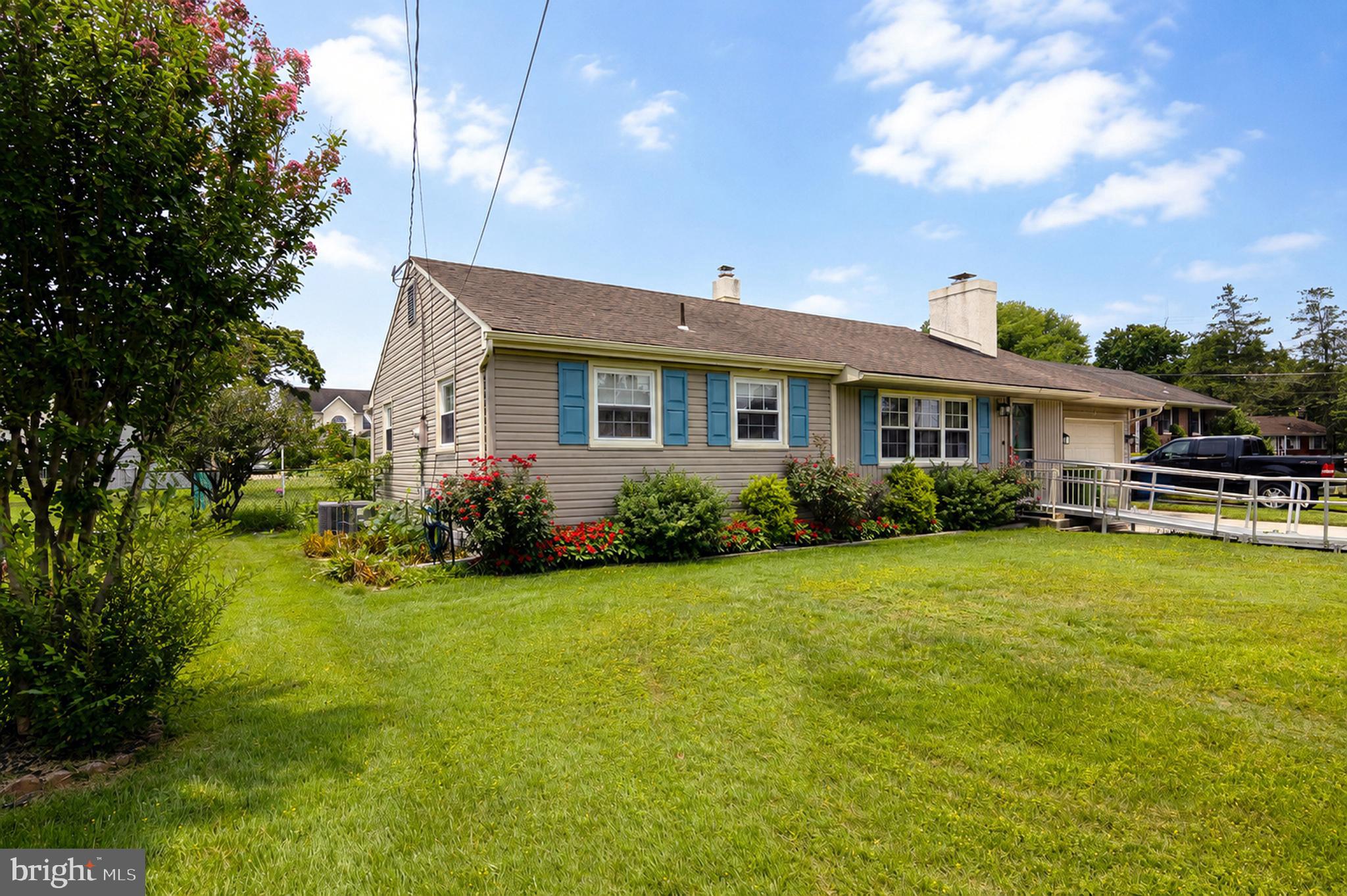 14 GRENLYNNE DRIVE